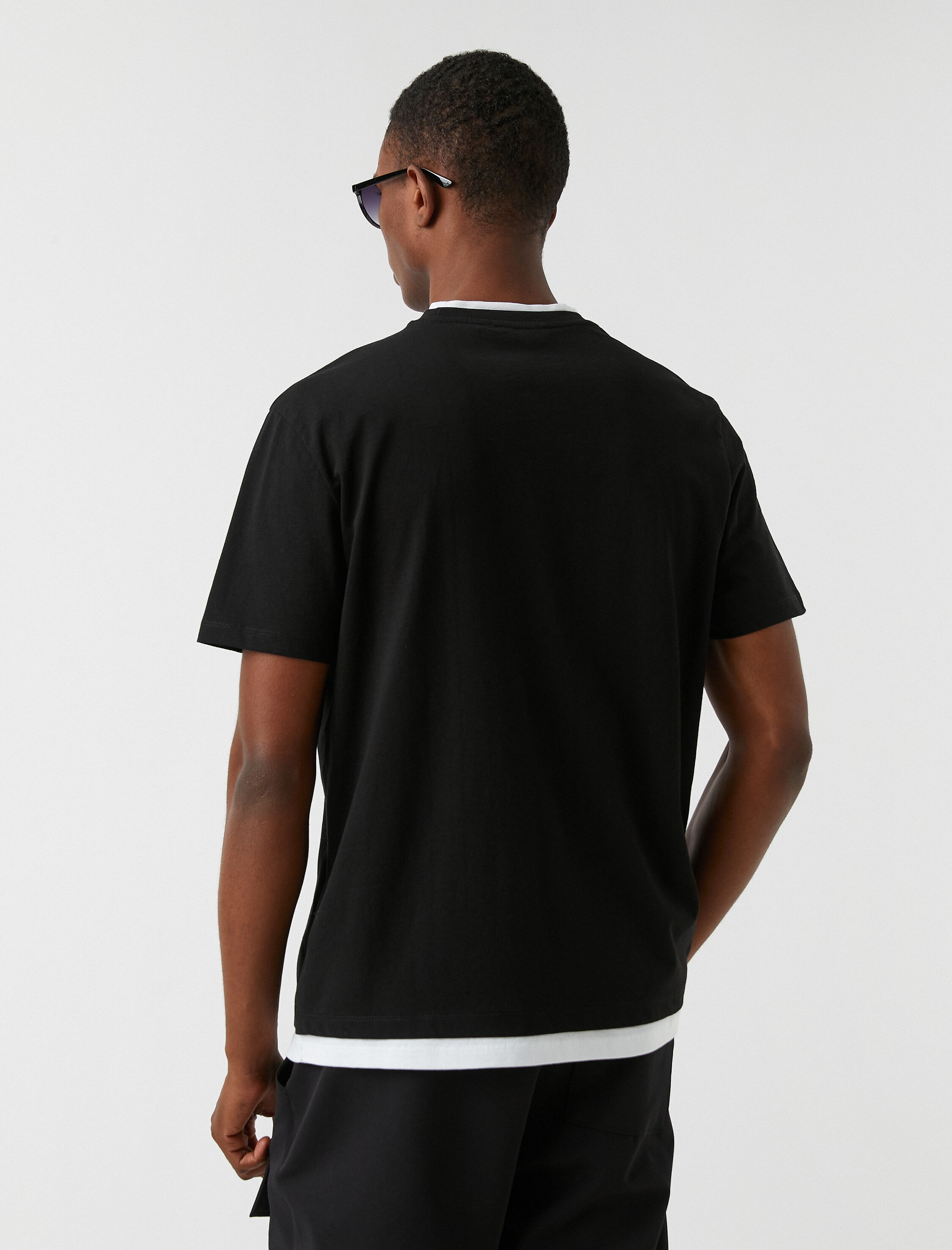   Standart Fit Basic Tişört