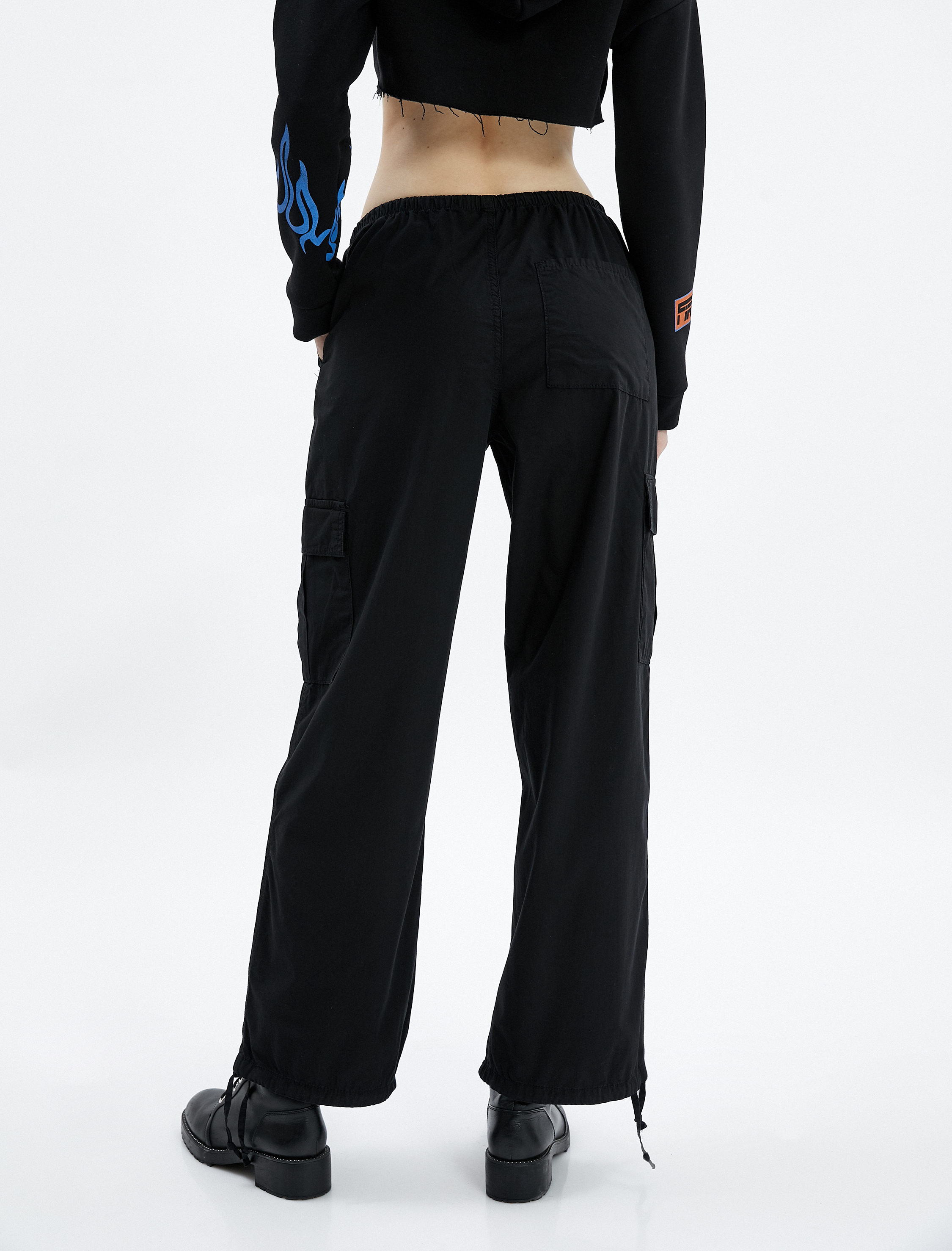   Paraşüt Pantolon Büyük Cepli Lastikli Düşük Bel Stoperli