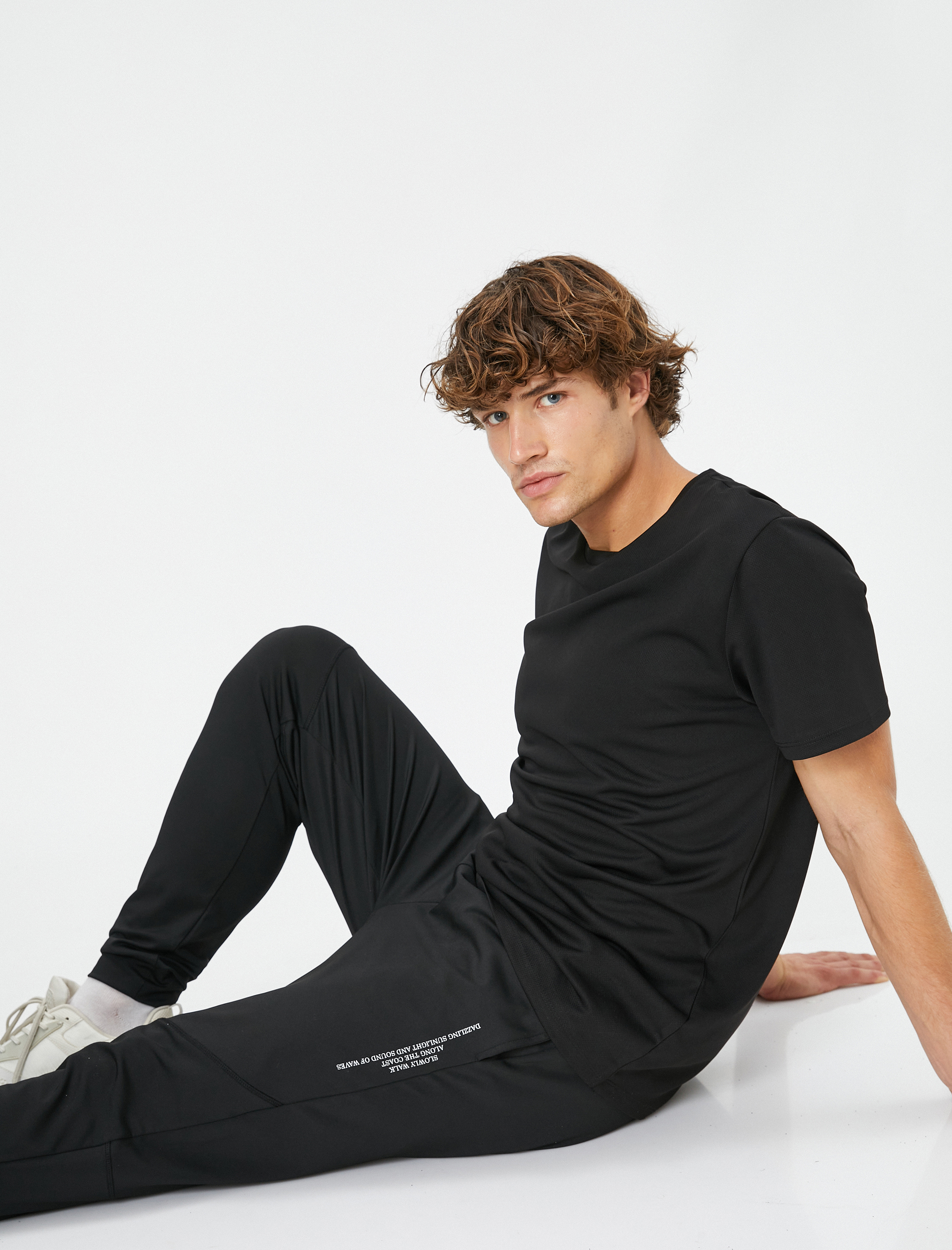   Jogger Eşofman Altı Slogan Baskılı Beli Bağcıklı Cepli