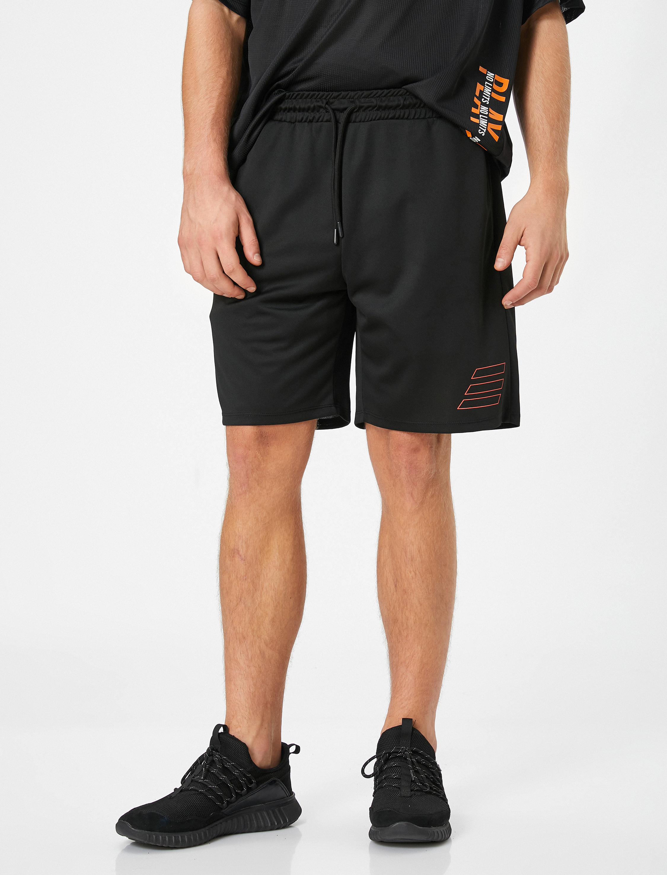   Spor Şort Kısa Beli Bağcıklı Reflektör Baskı Detaylı Cepli