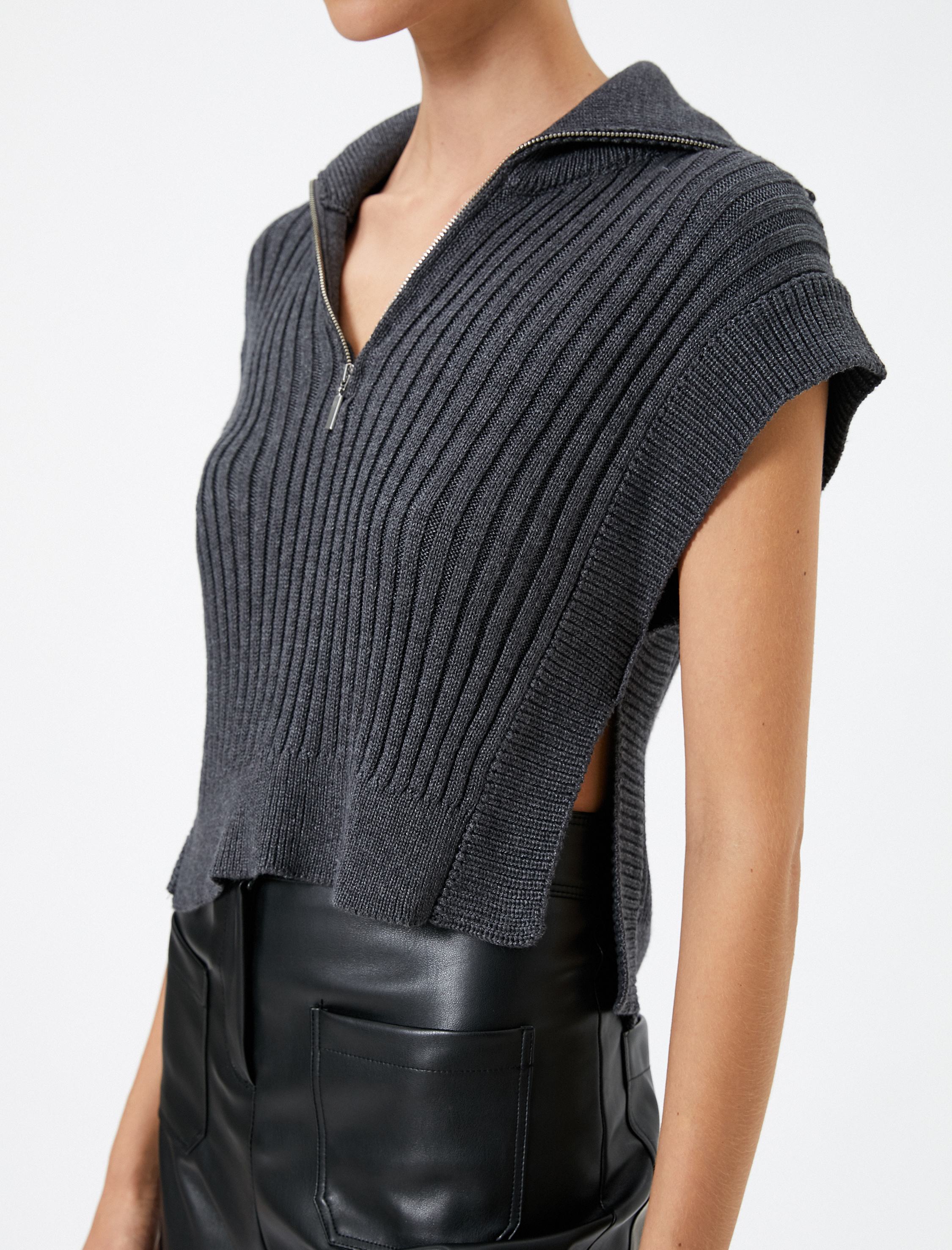   Süveter Dik Yaka Yarım Fermuarlı Ribanalı Örgü