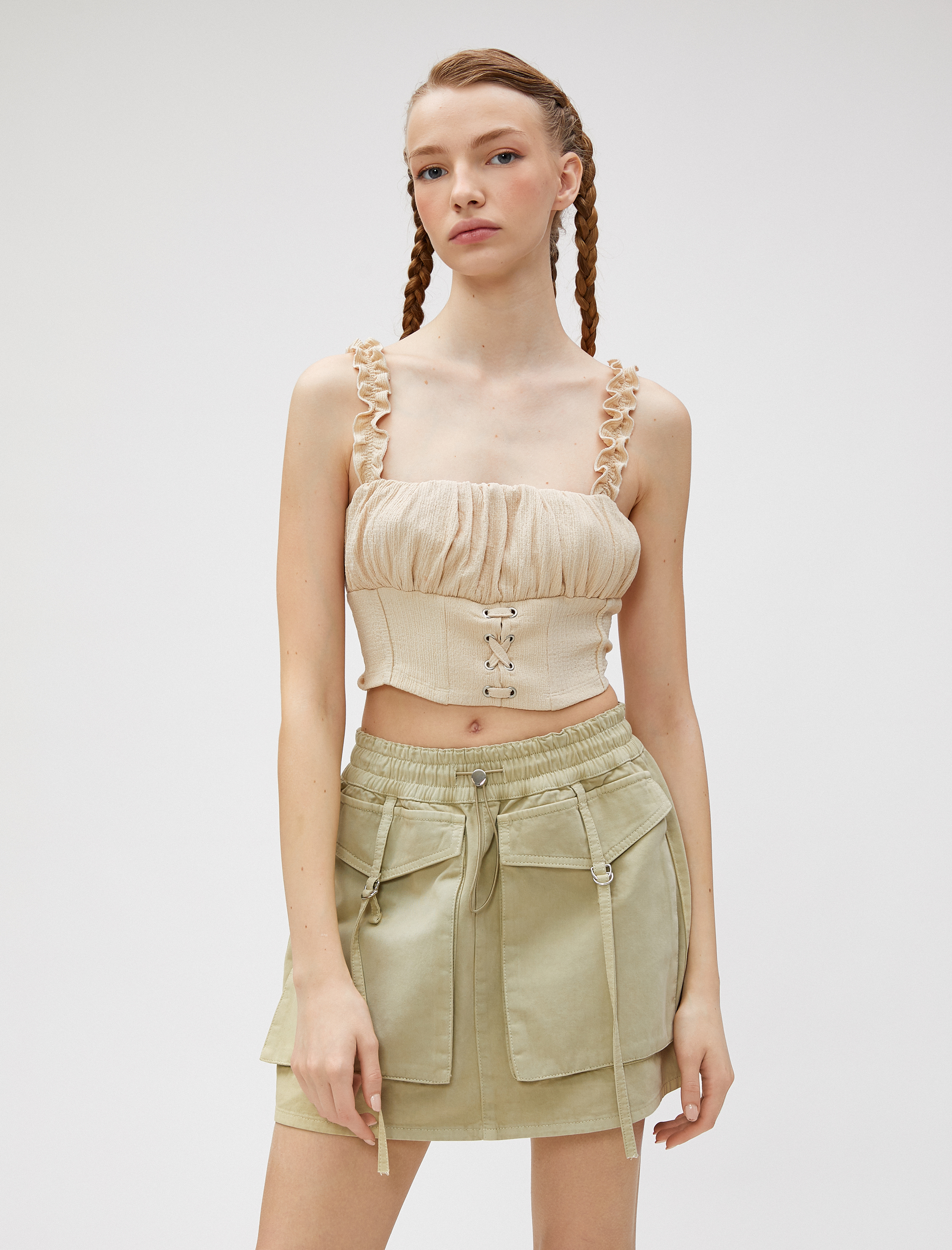   Crop Üst Fırfırlı Askılı Korse Görünümlü Slim Fit Bürümcük