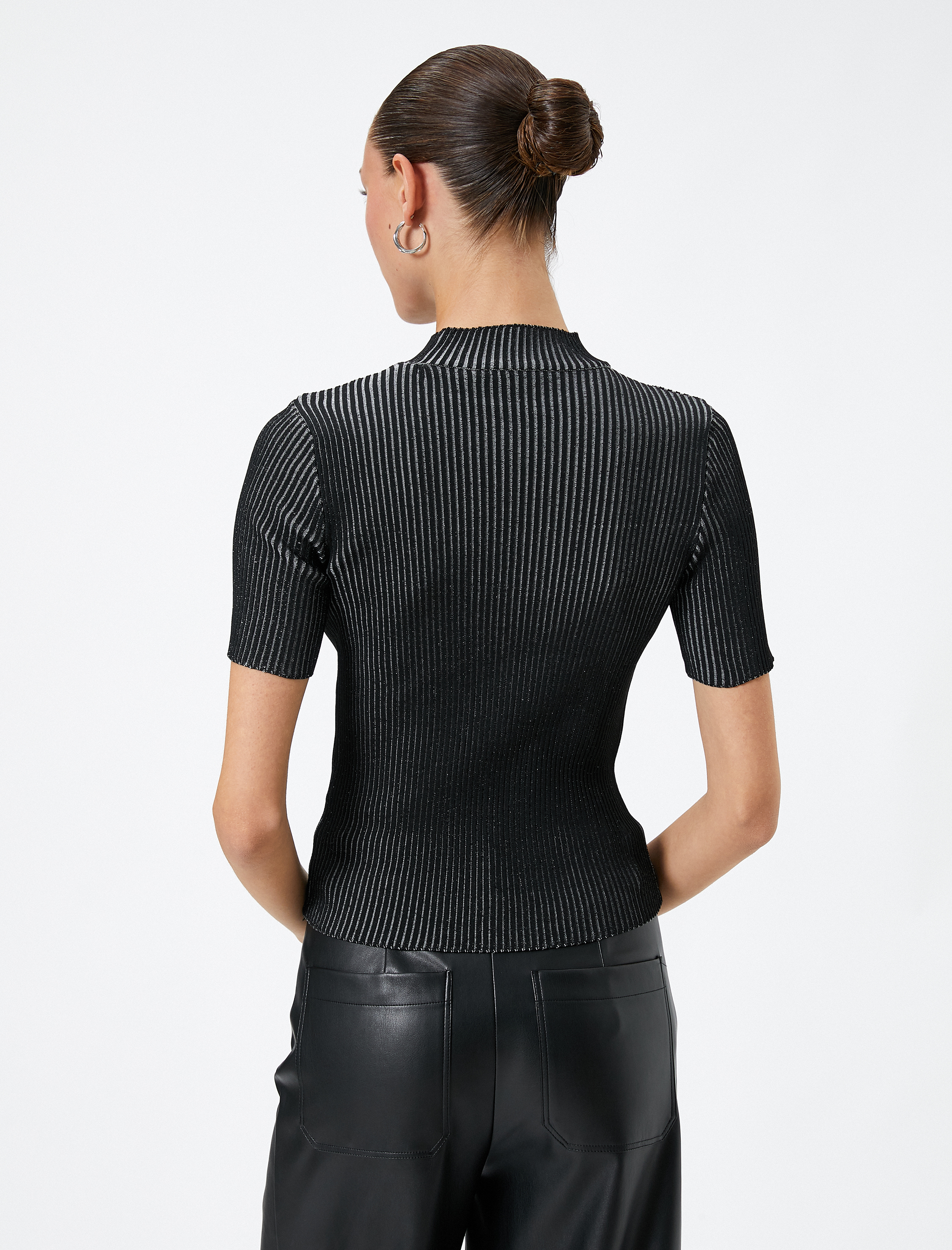   Triko Kazak Kısa Kollu Fitilli Yarım Balıkçı Yaka Slim Fit