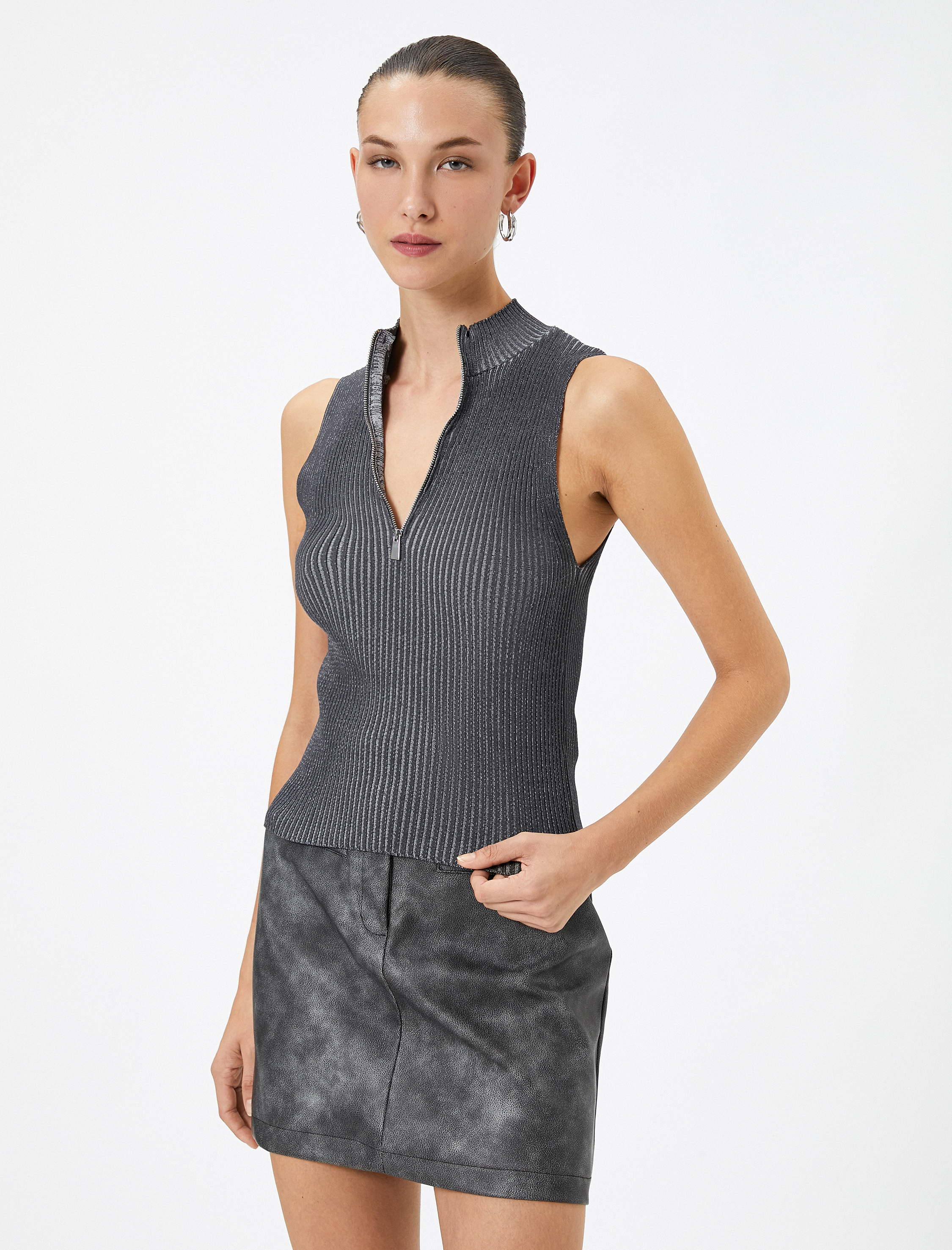   Fitilli Atlet Yarım Fermuarlı Dik Yaka Metalik Simli