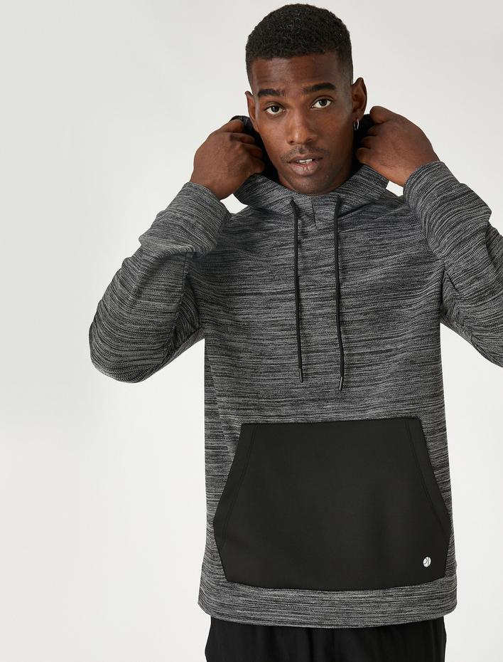  Kapşonlu Sweatshirt Cep Detaylı