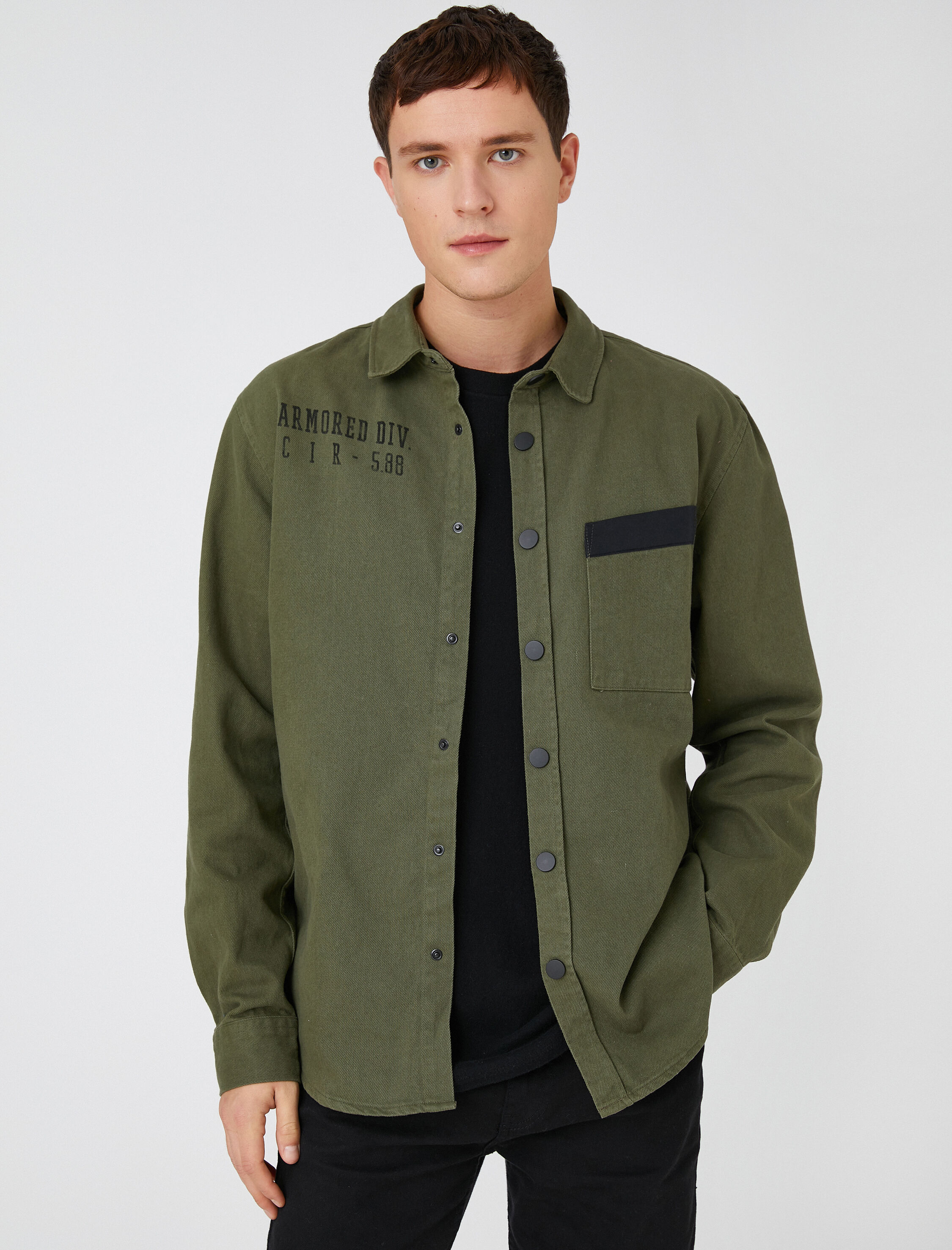   Yazı Baskılı Gömlek Ceket Çıtçıtlı Cep Detaylı Pamuklu