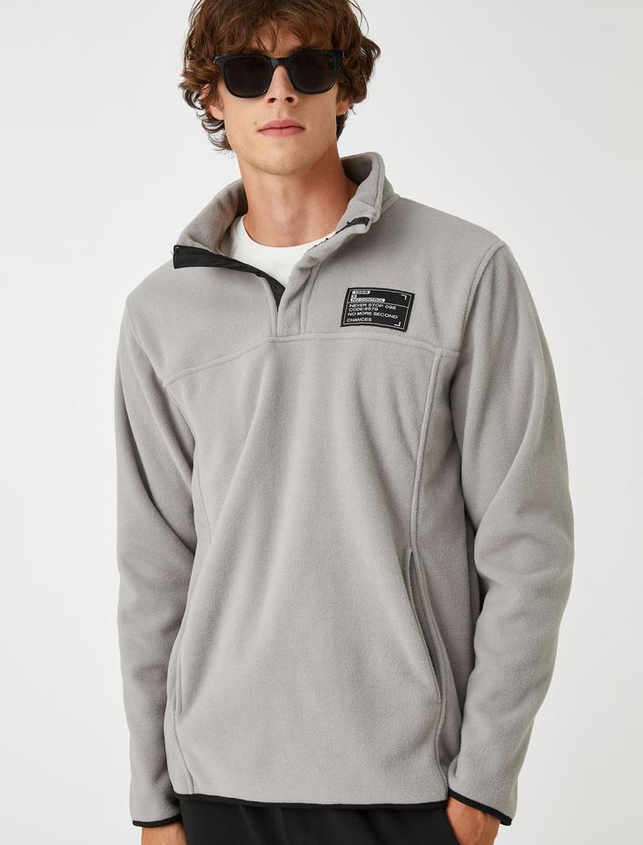  Polar Sweatshirt Polo Yaka Baskı Detaylı