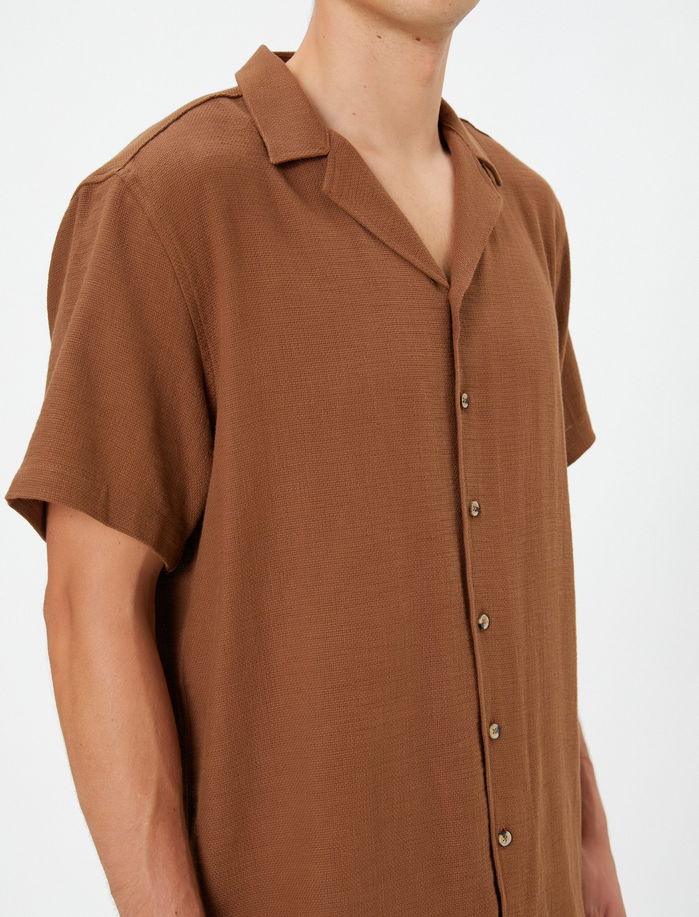   Kısa Kollu Gömlek Devrik Yaka Düğmeli Pamuklu