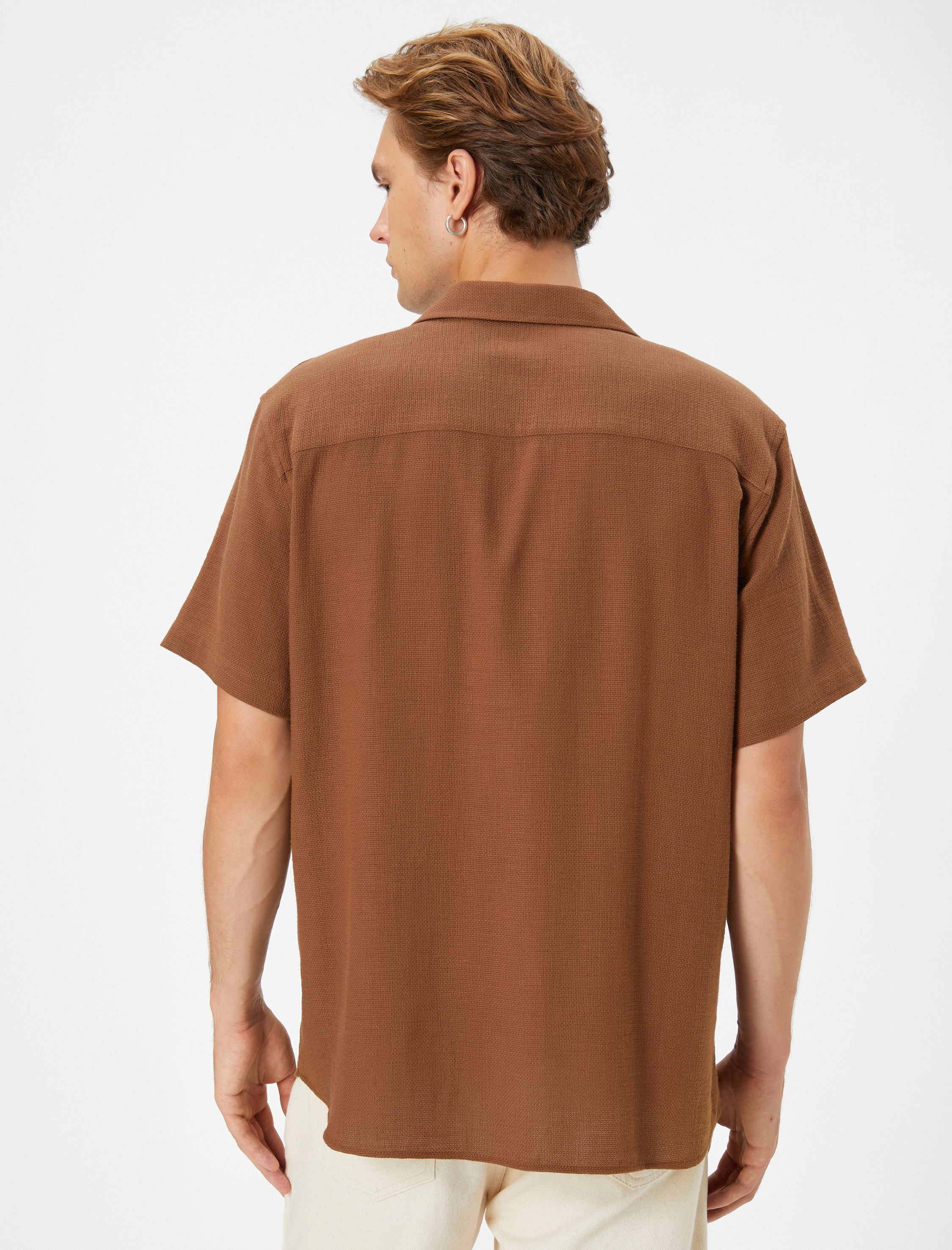   Kısa Kollu Gömlek Devrik Yaka Düğmeli Pamuklu