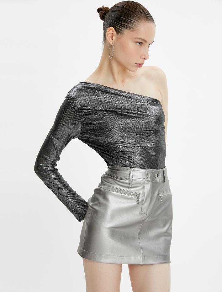  Parlak Tek Omuz Bluz Drape Detaylı Uzun Kollu