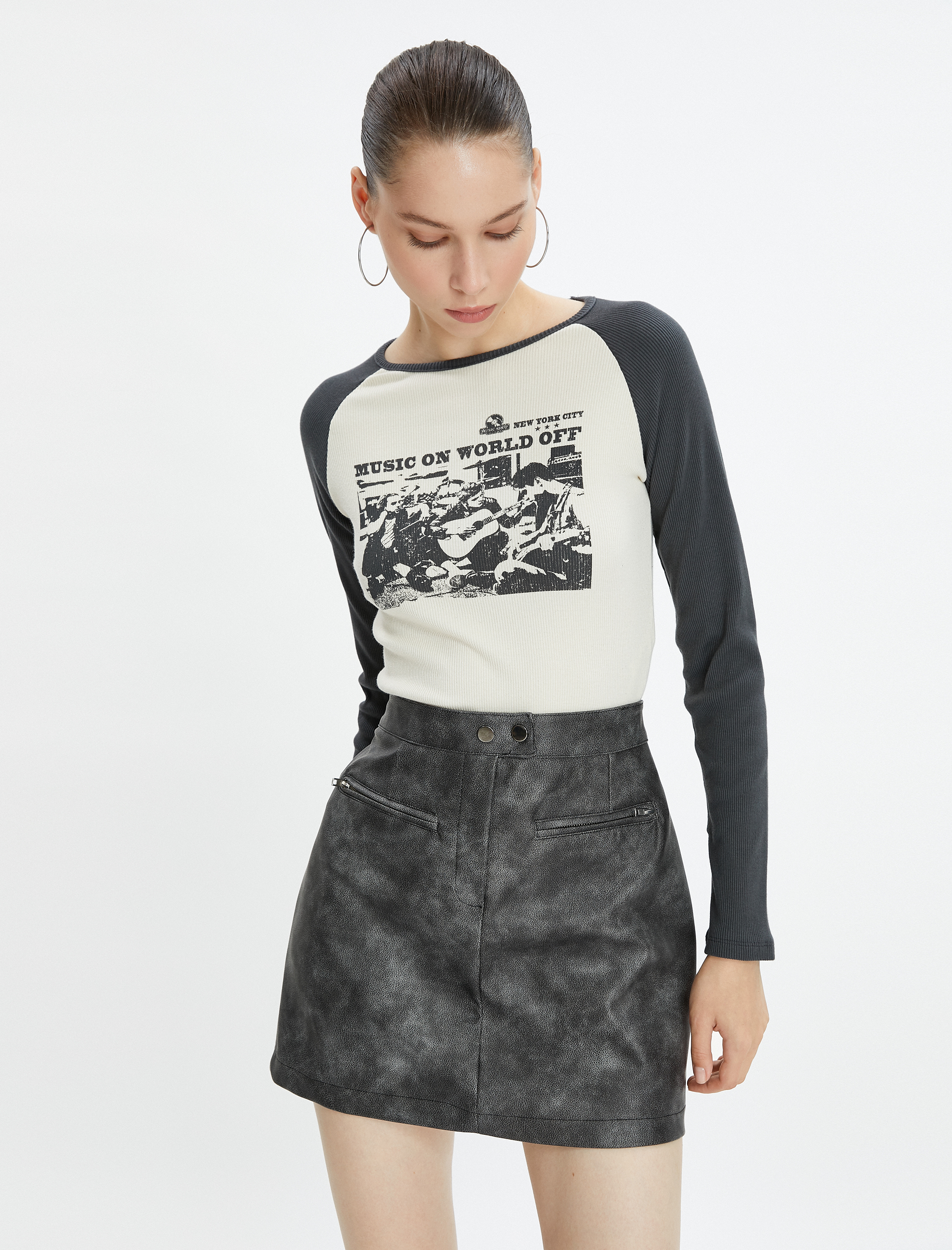   Uzun Reglan Kollu Tişört Renk Kontrastlı Fotoğraf Baskılı Bisiklet Yaka Pamuklu