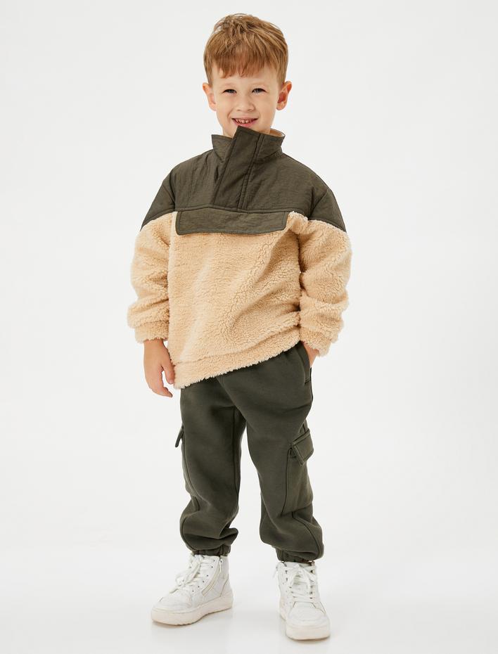 Erkek Bebek Peluş Ceket Dik Yaka Cepli Fermuar Kapamalı Paraşüt Kumaş Detaylı