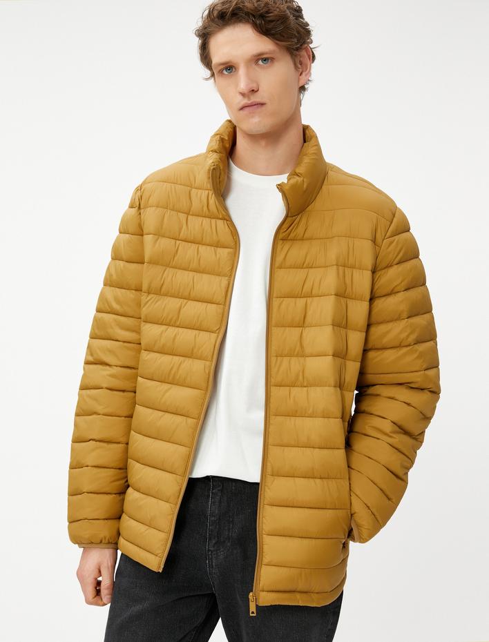  Mevsimlik Şişme Mont Dik Yaka Kolları Lastikli Fermuarlı Cep Detaylı