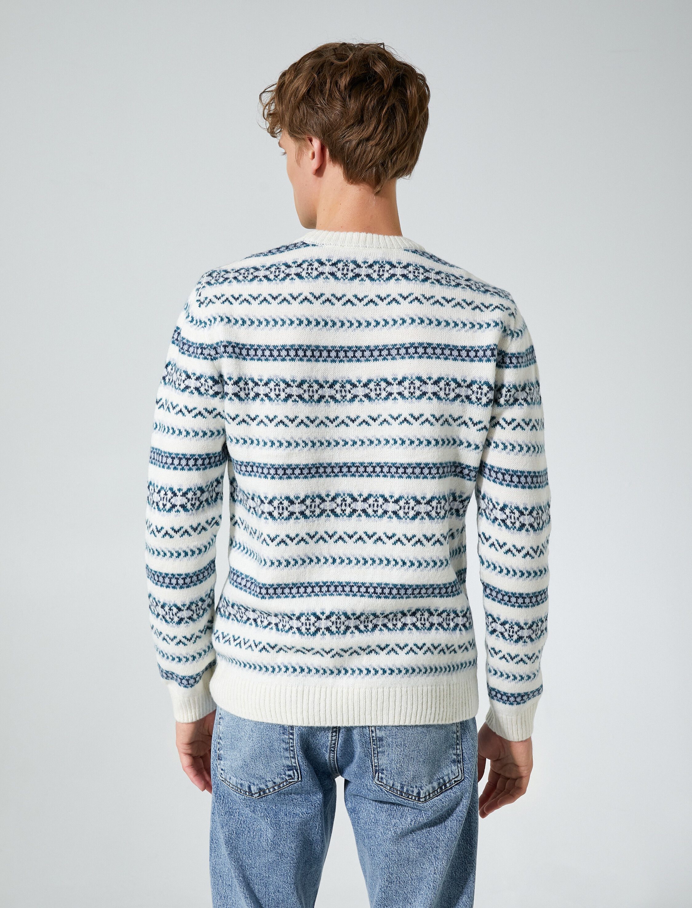   Bisiklet Yaka Kazak Etnik Detaylı Akrilik Karışımlı