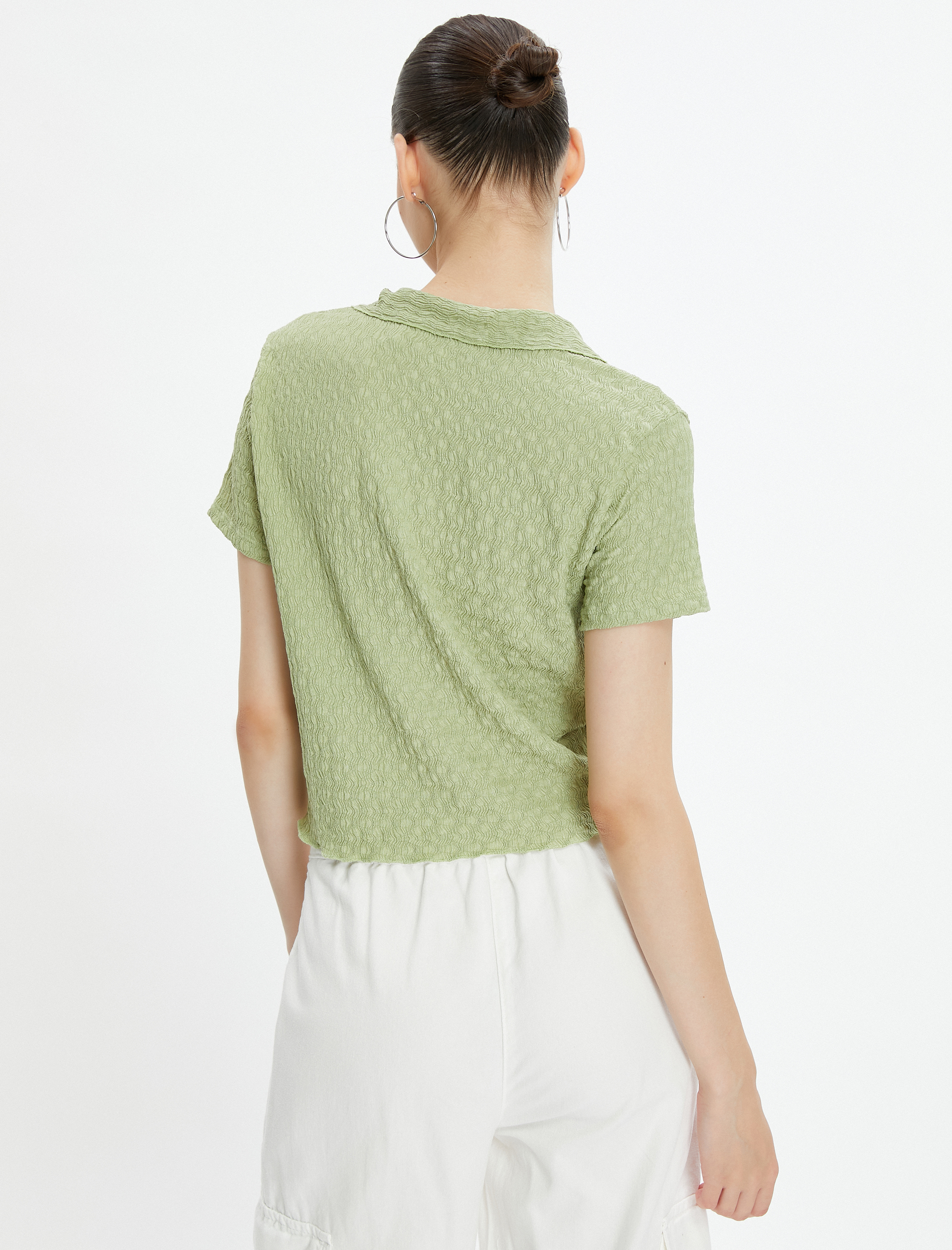   Crop Bluz Gömlek Yaka Dokulu Düğme Detaylı Bürümcük