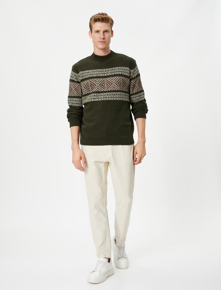  Yarım Balıkçı Yaka Kazak Etnik Desenli Ribanalı