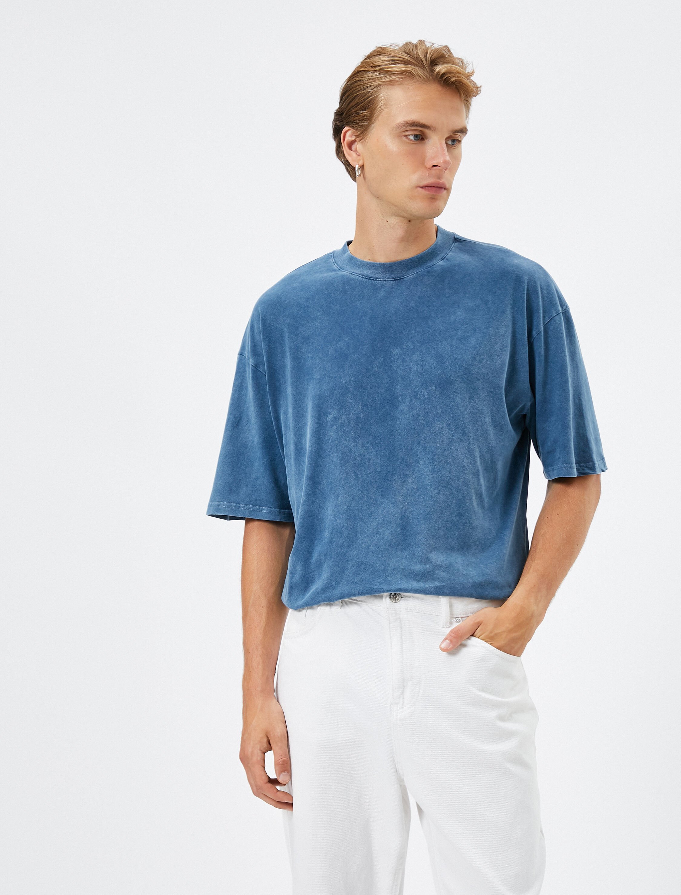   Basic Tişört Yıkamalı Bisiklet Yaka Kısa Kollu Pamuklu