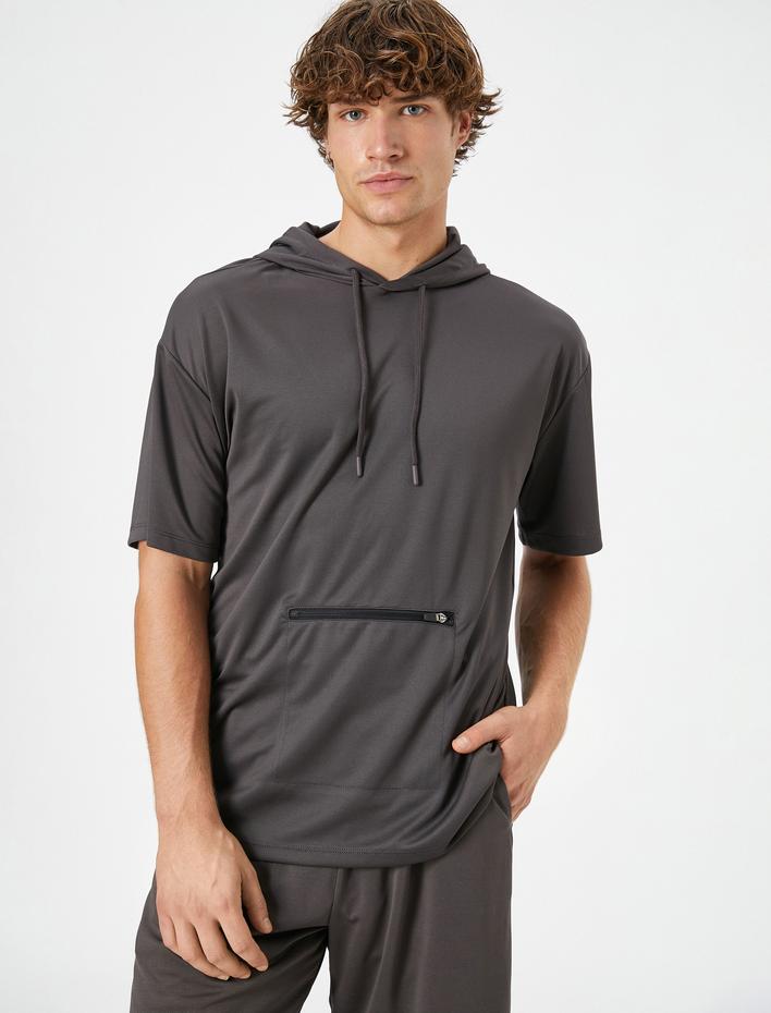  Kapşonlu Tişört Spor Fermuar Cep Detaylı Kısa Kollu