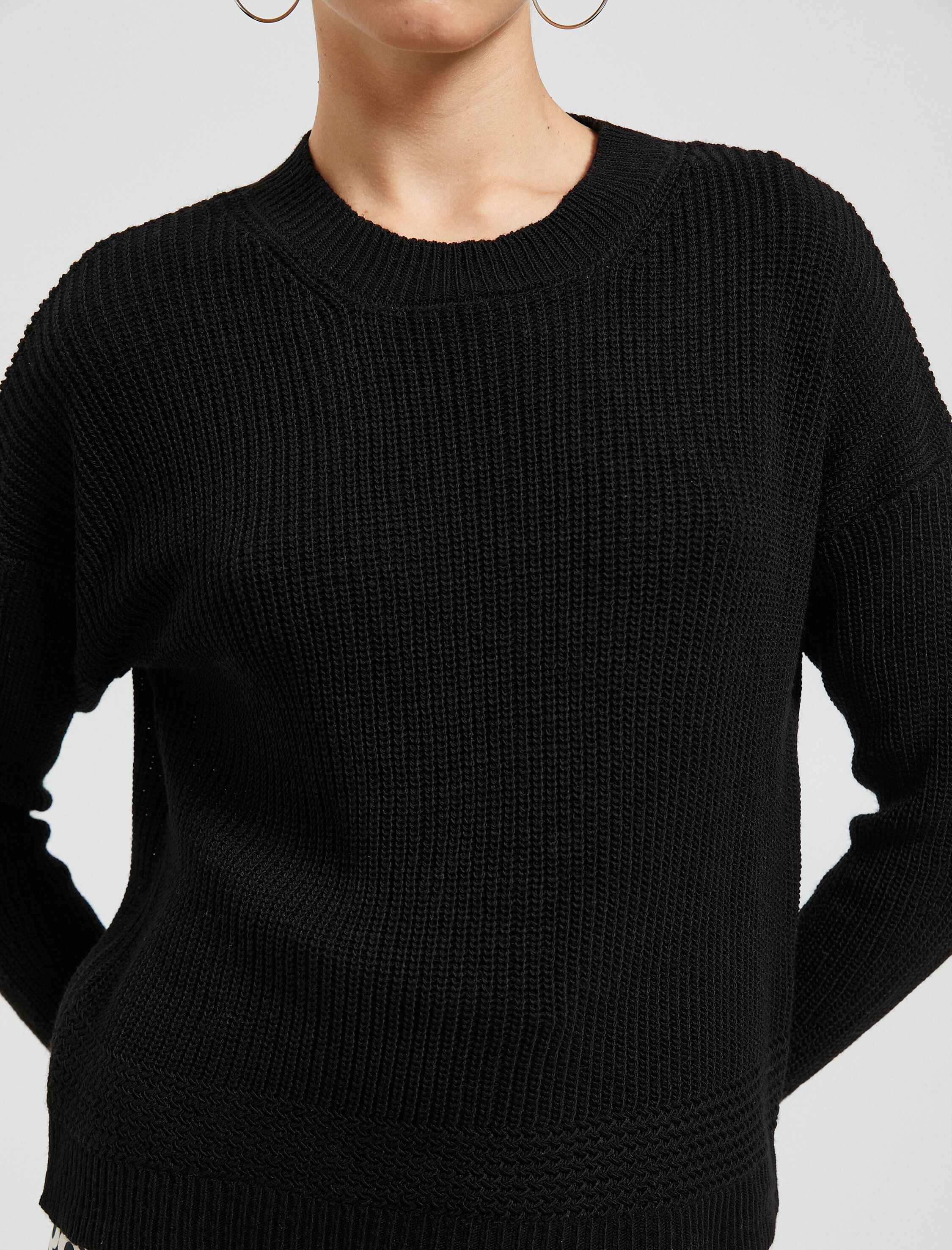   Basic Triko Kazak Yuvarlak Yaka Uzun Kollu