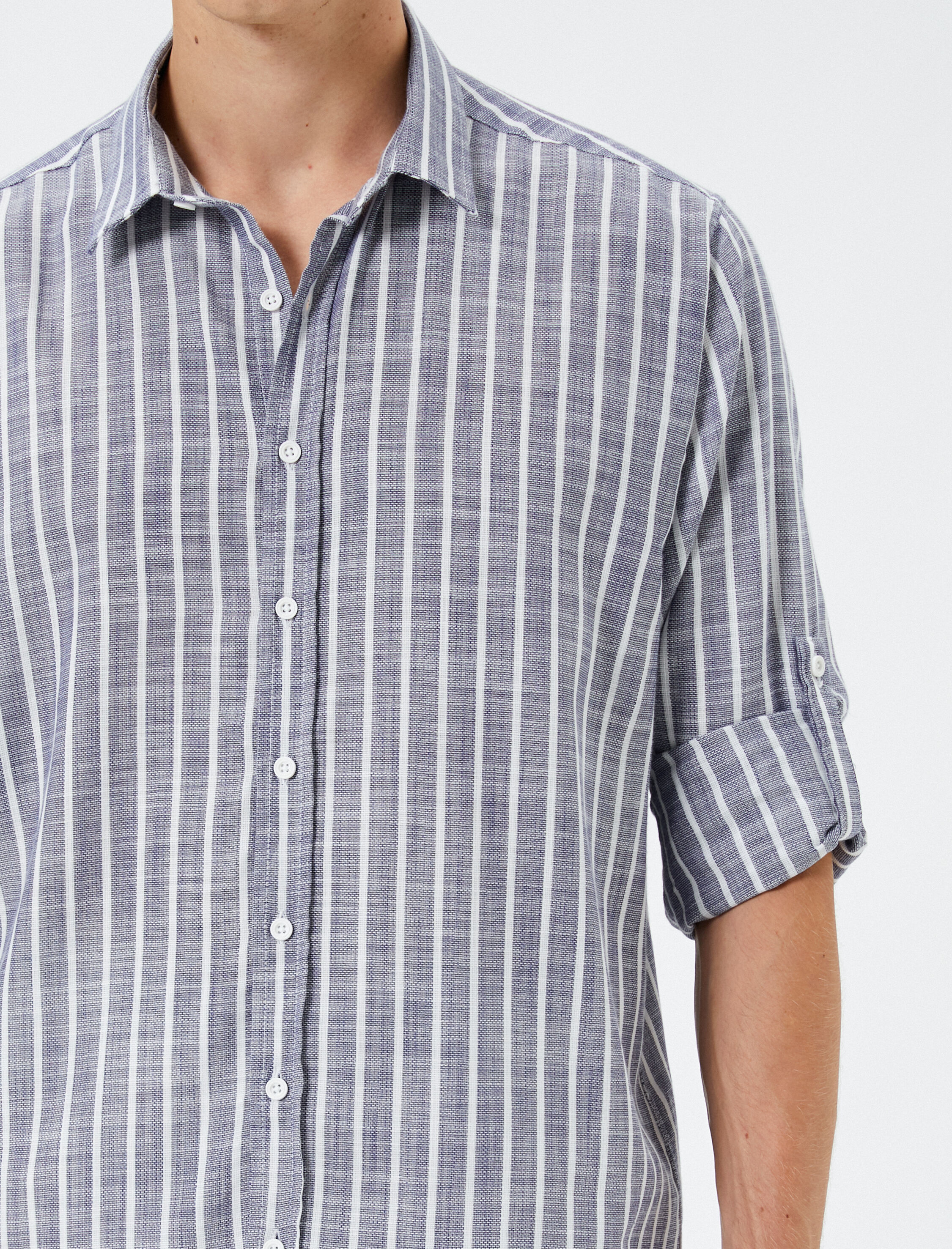   Uzun Kollu Gömlek Klasik Yaka Düğmeli Kıvrılabilir Kol Detaylı