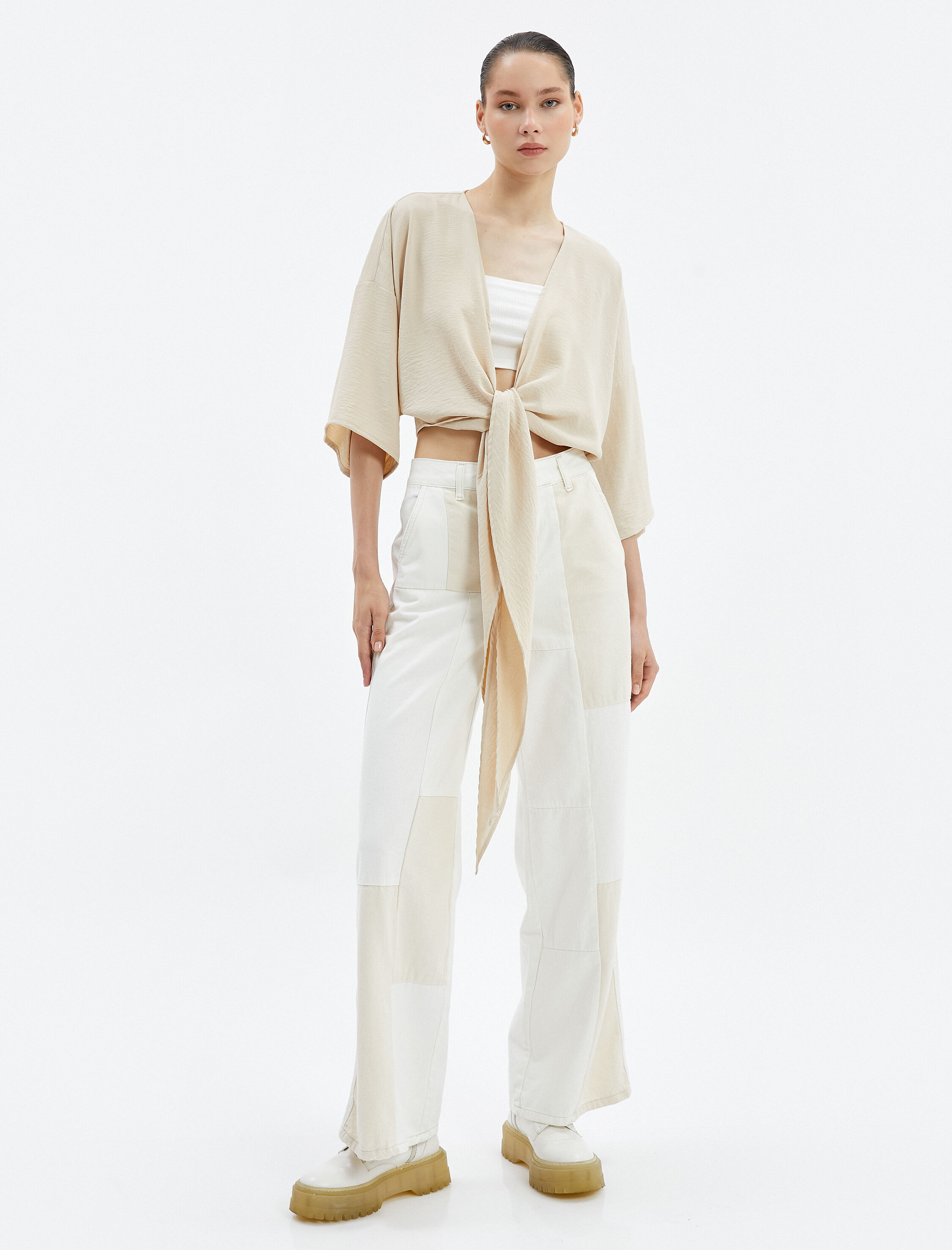   Crop Kimono Oversize Kısa Geniş Kollu Kruvaze Önü Bağlamalı