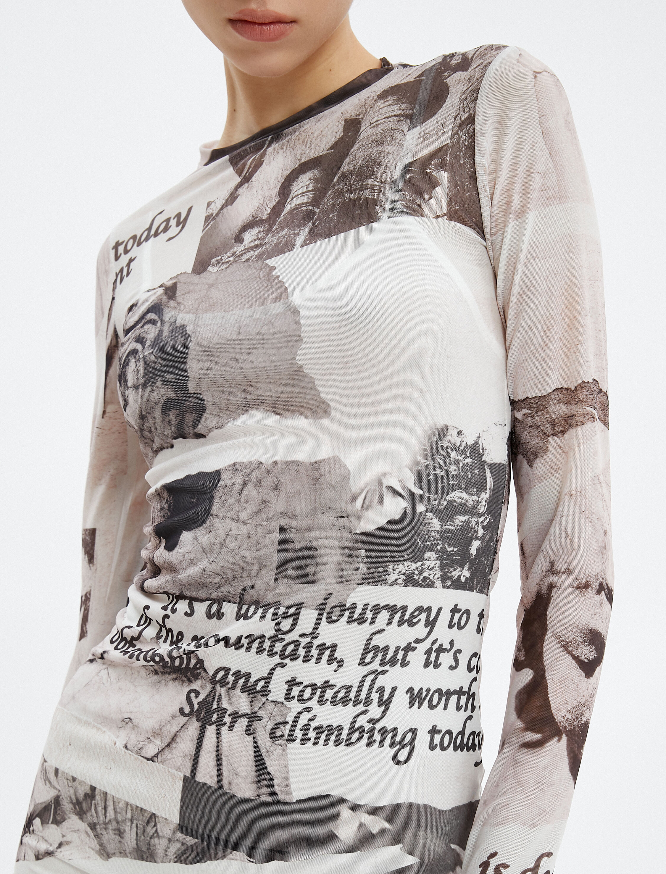 Transparan Elbise Astarlı Maksi Boy Uzun Kollu Yırtmaç Detaylı