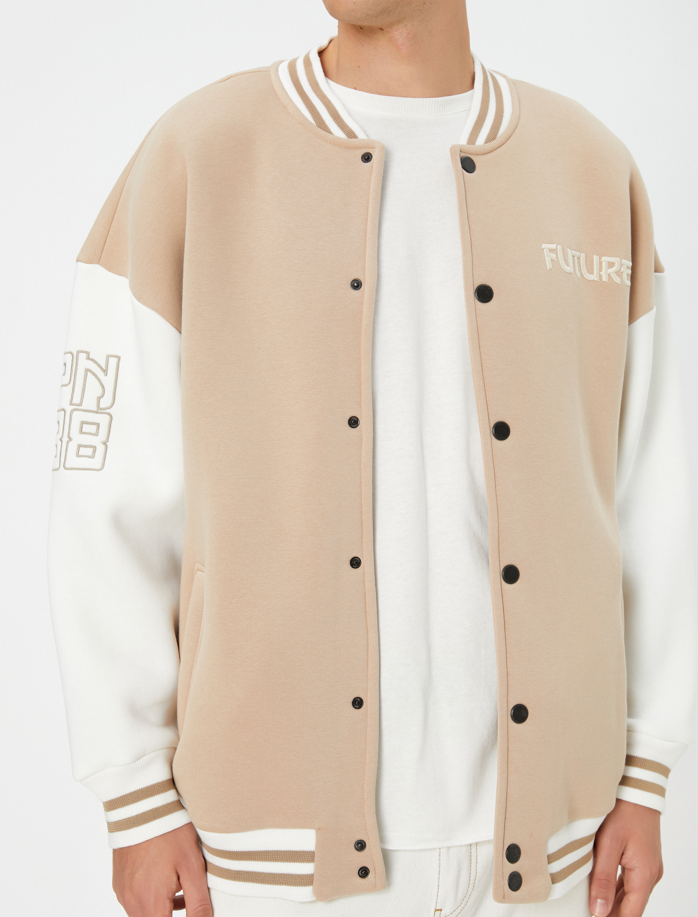   Kolej Ceketi Bomber Yaka Çıtçıt Düğmeli İşlemeli Ribanalı