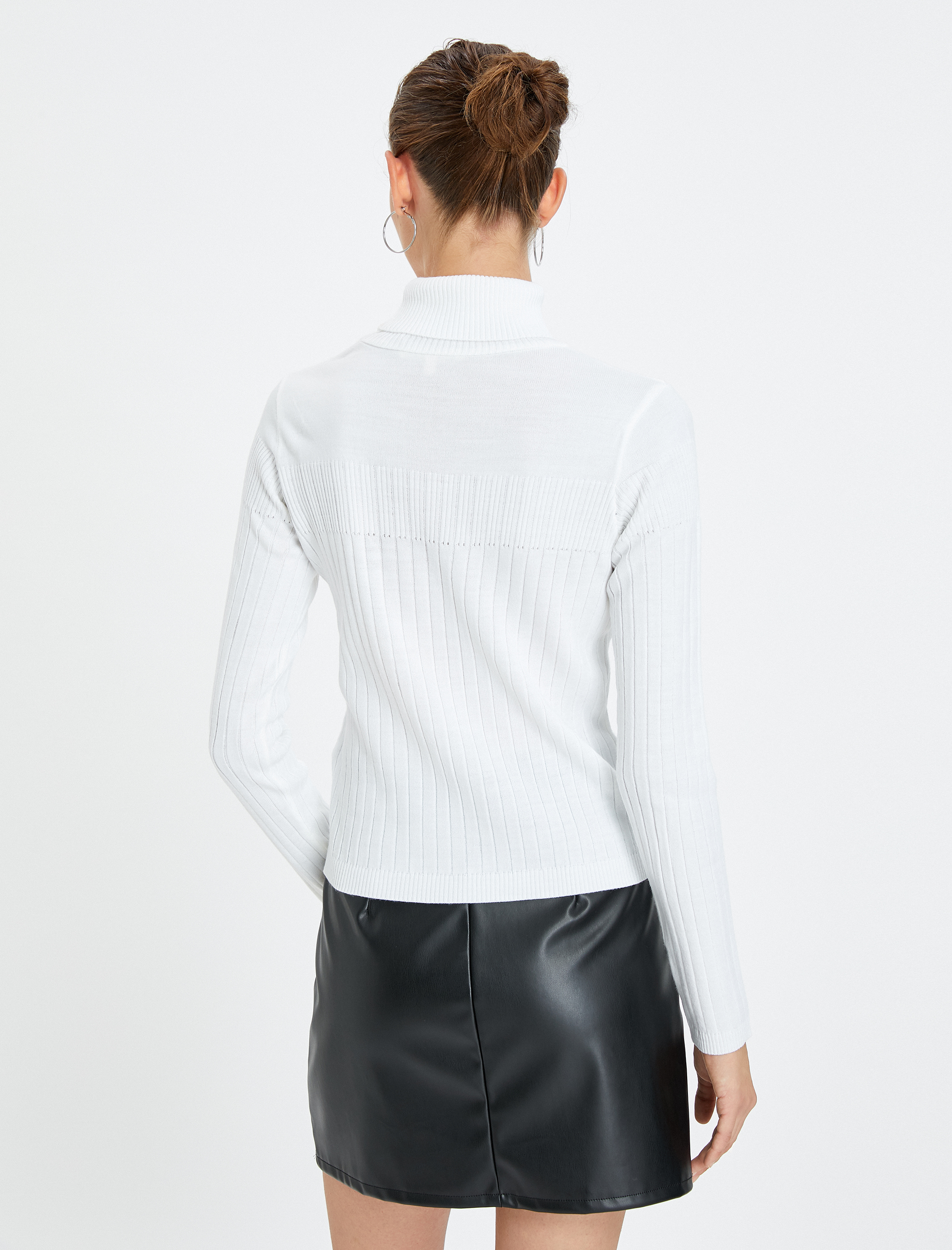   Triko Boğazlı Kazak Dokulu Akrilik Kaşmir Dokulu