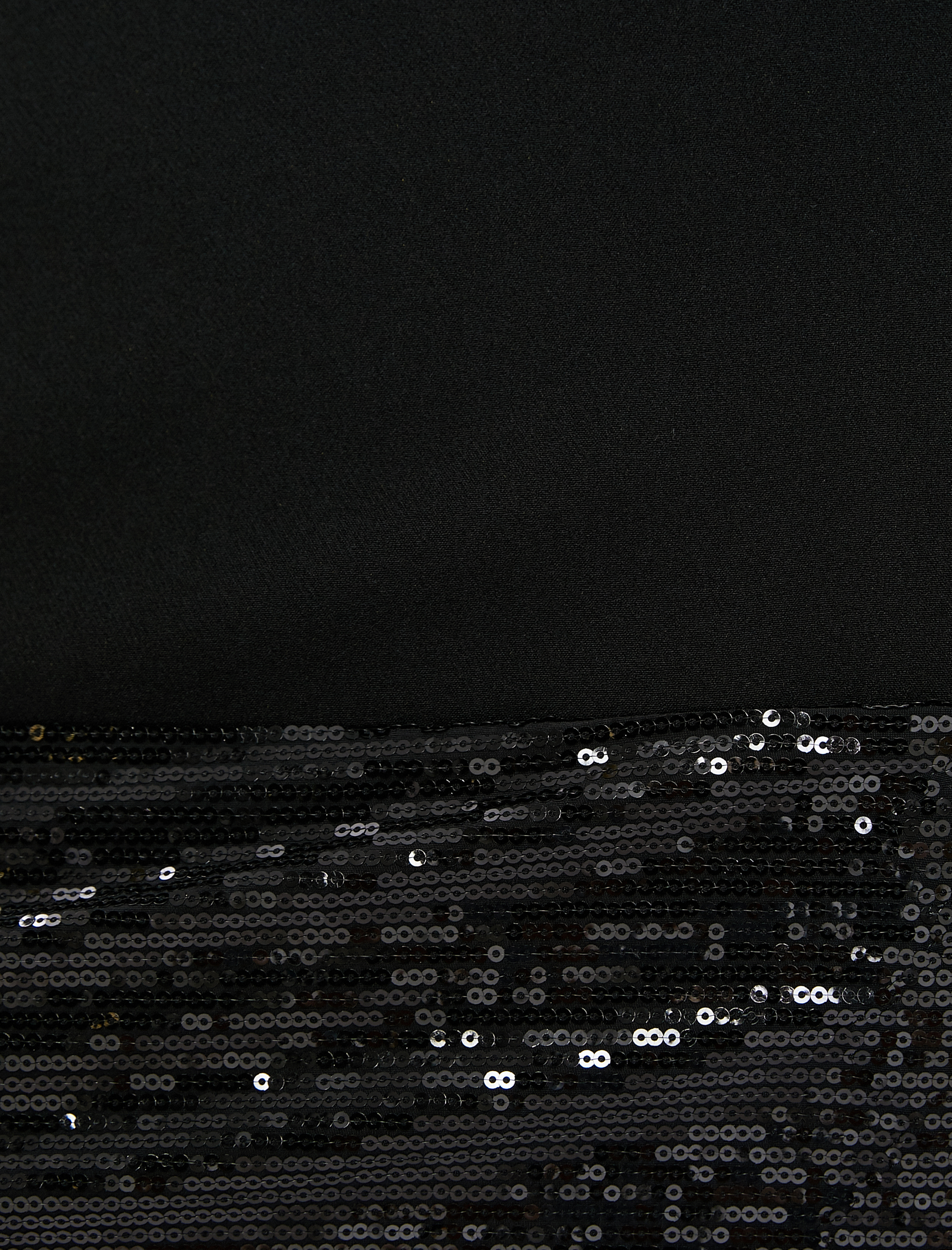   Mini Elbise Uzun Kollu Yuvarlak Yaka Pul Payet İşlemeli