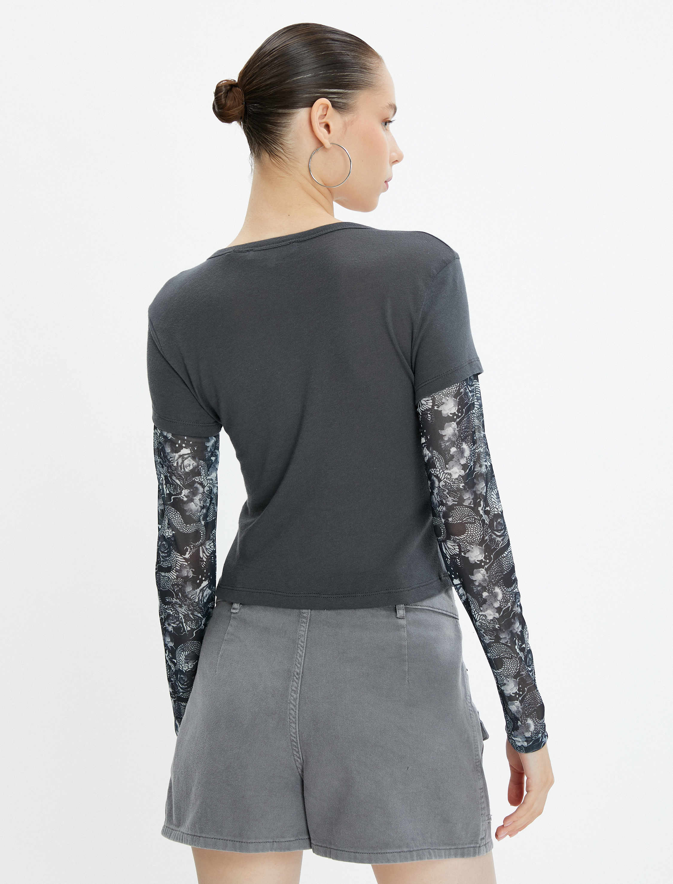   Tişört Çift Katmanlı Baskılı Uzun Kollu Gotik Temalı Baskılı Pamuklu Yıkamalı