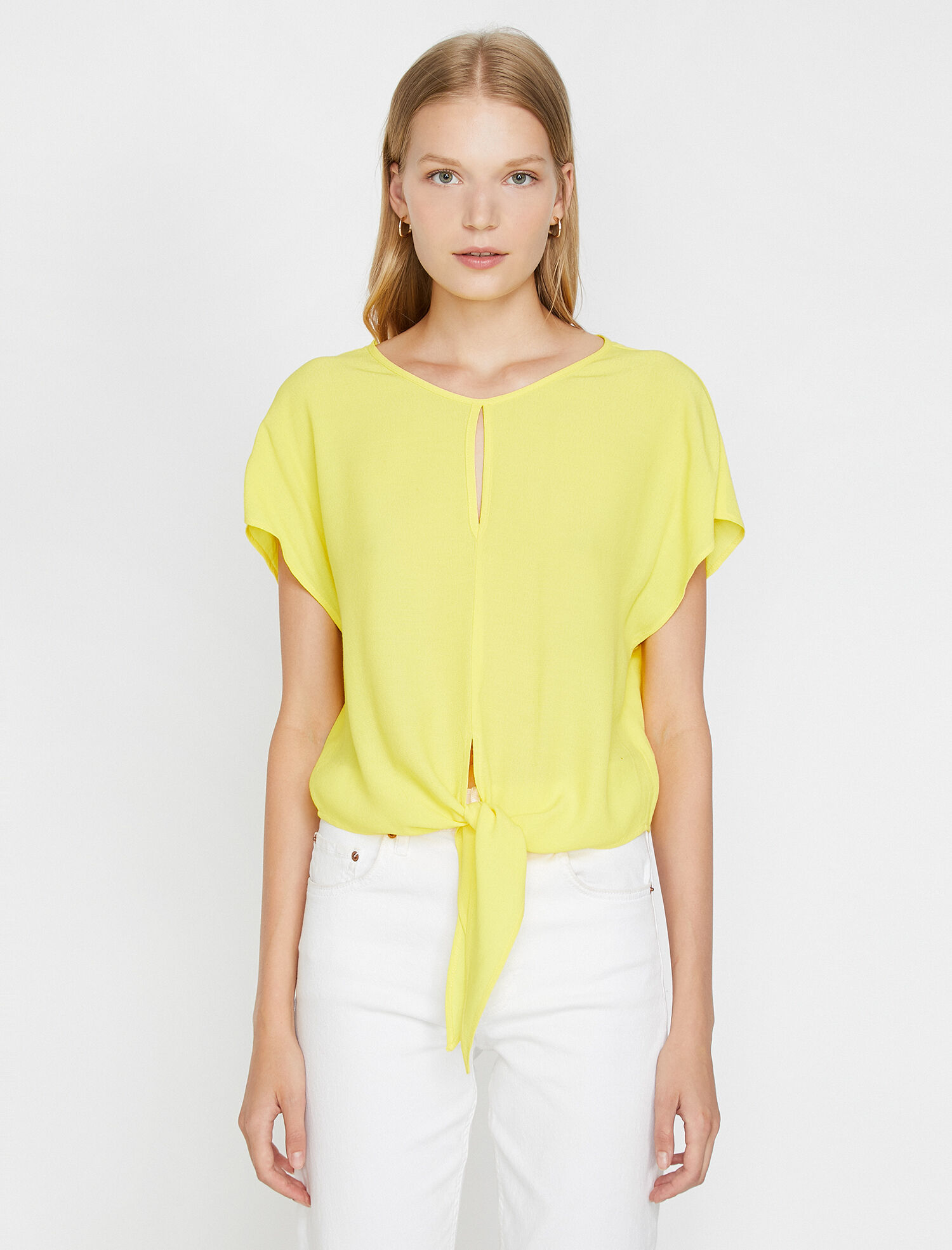   Beli Bağlamalı Bluz