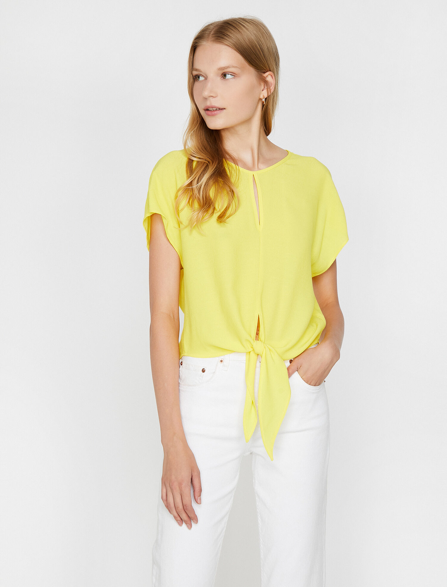   Beli Bağlamalı Bluz