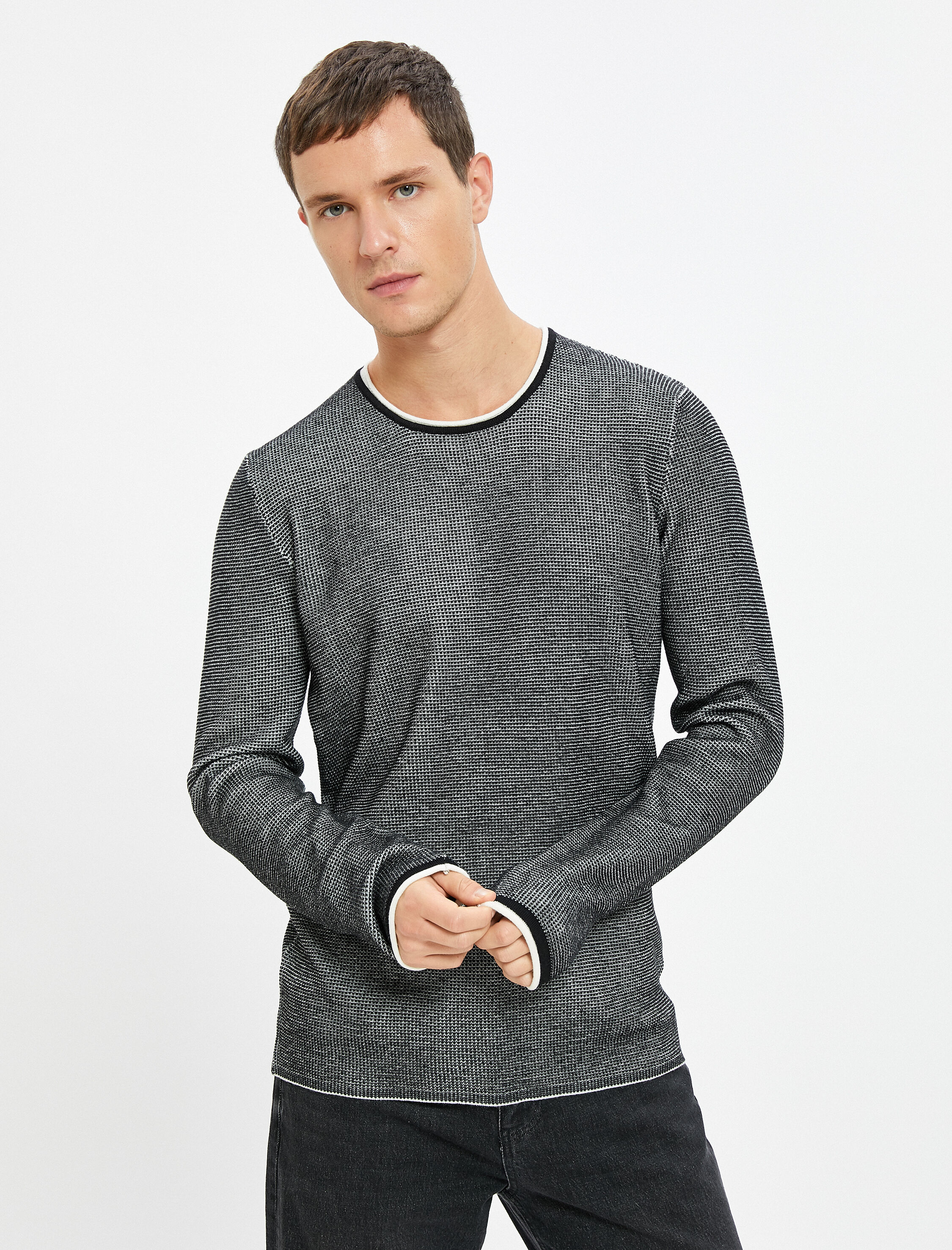   Triko Kazak Bisiklet Yaka Dokulu Slim Fit Uzun Kollu