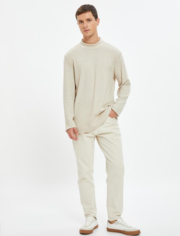  Dik Yaka İnce Triko Kazak Uzun Kollu Yumuşak Dokulu