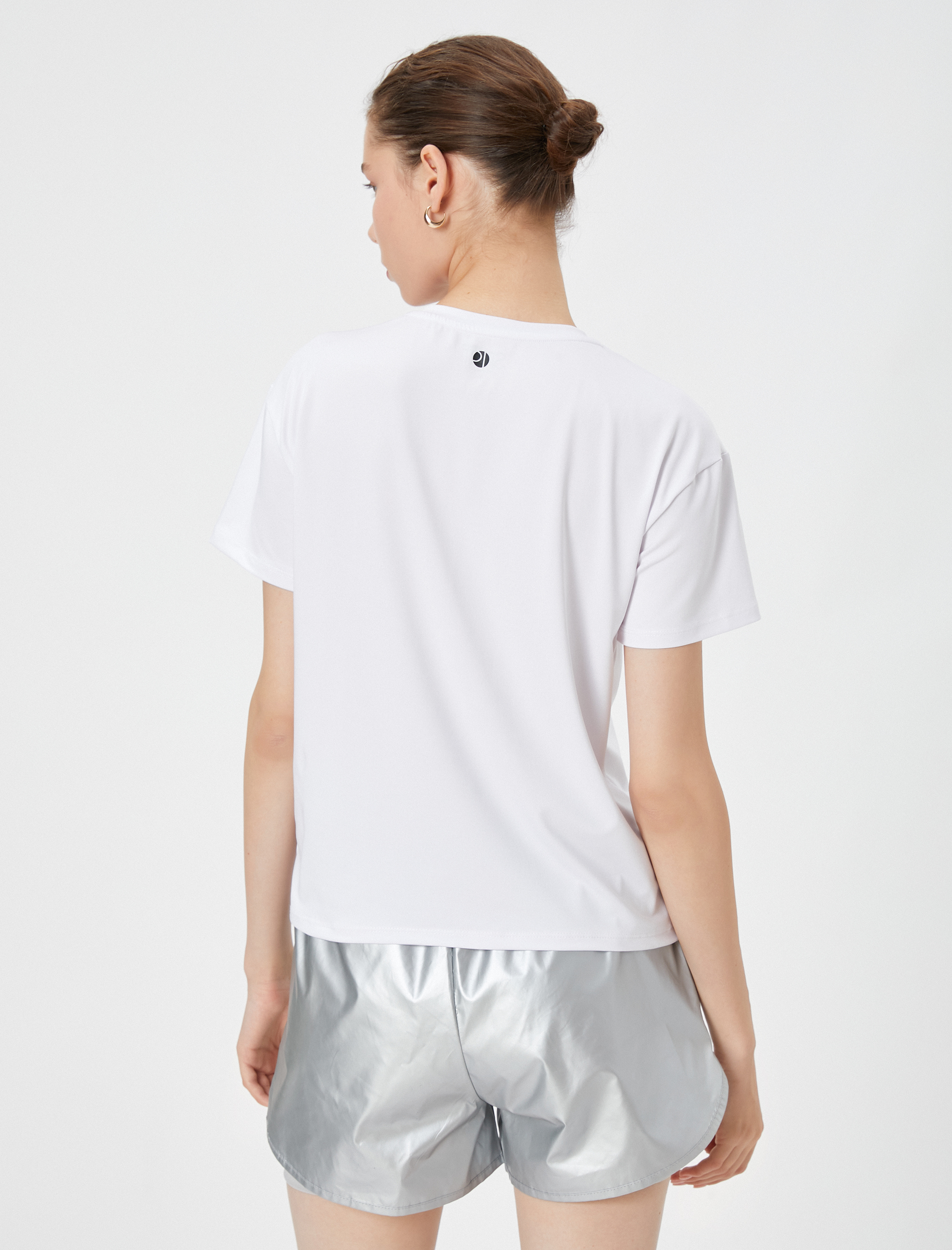   Basic Sporcu Tişört Yumuşak Tuşe Dokulu Kısa Kollu Bisiklet Yaka