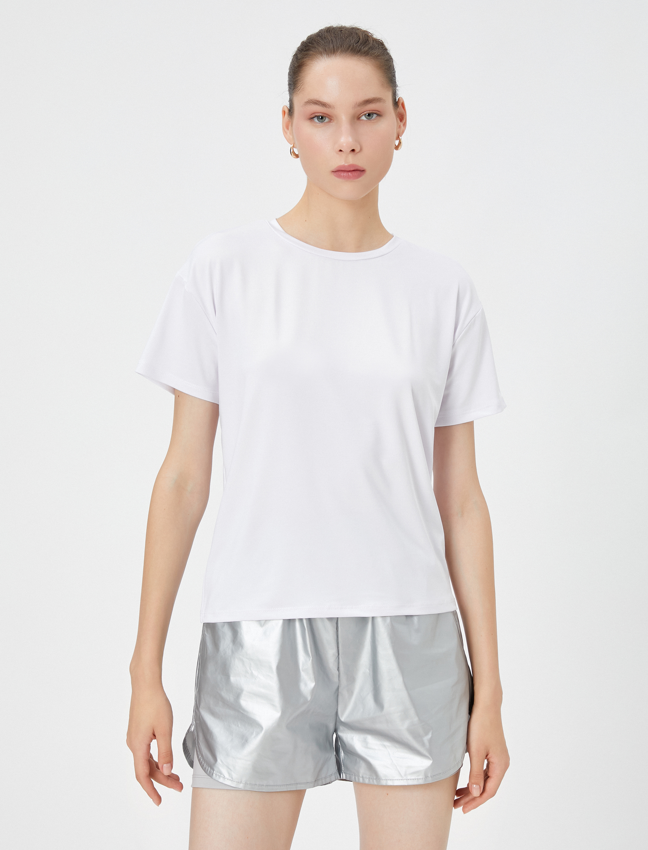   Basic Sporcu Tişört Yumuşak Tuşe Dokulu Kısa Kollu Bisiklet Yaka