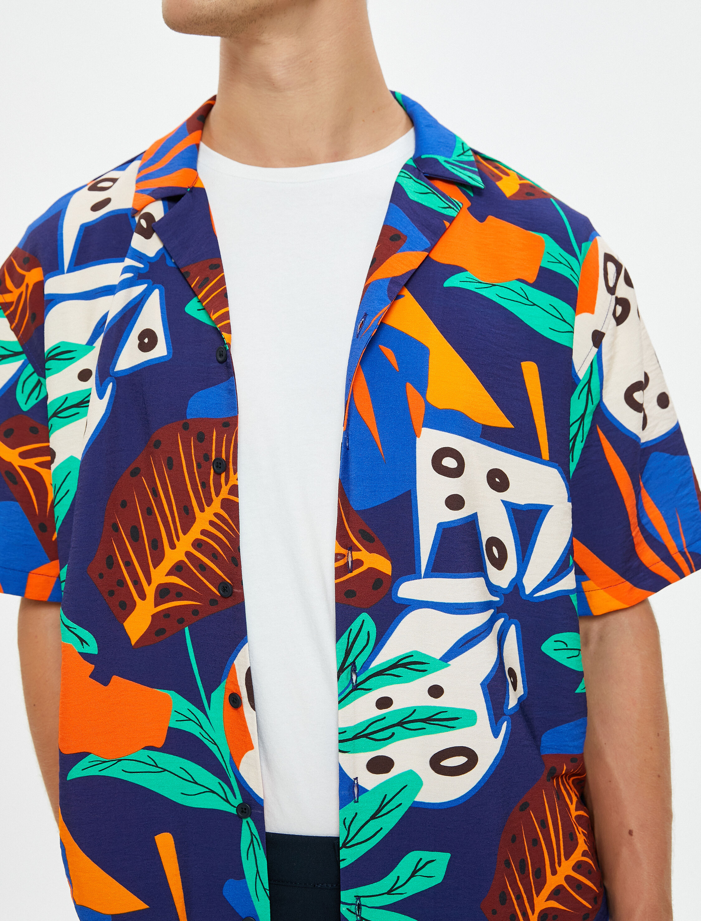   Gömlek Kısa Kollu Devrik Yaka Floral Desenli