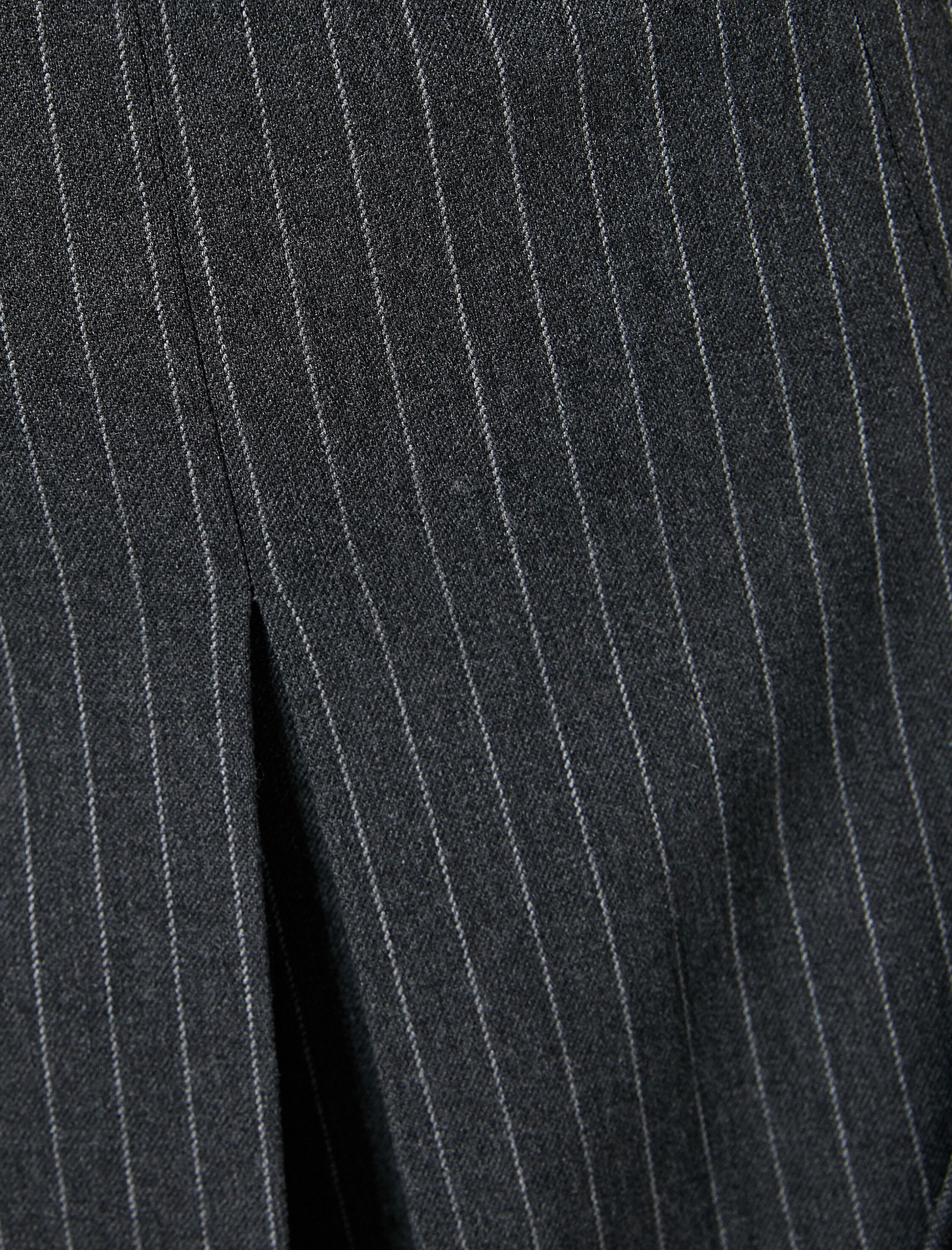   Mini Pileli Etek Düğme Detaylı