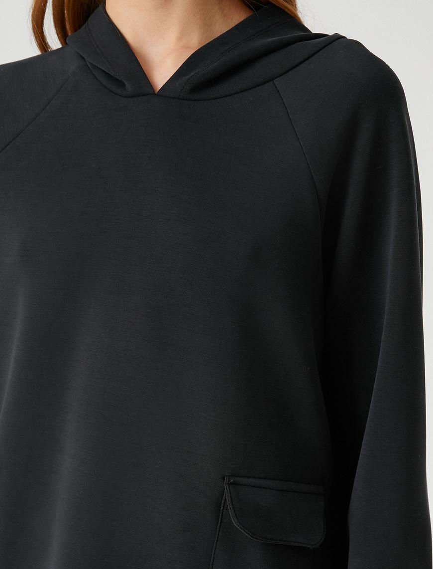   Kapüşonlu Sweatshirt