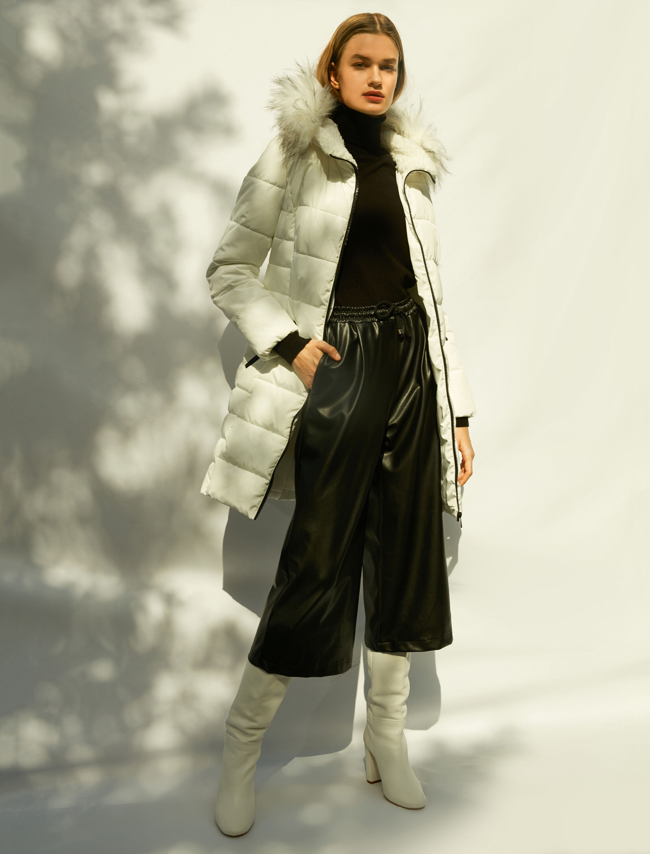   Kapüşonlu Suni Kürk Detaylı Kapitoneli Şişme Mont