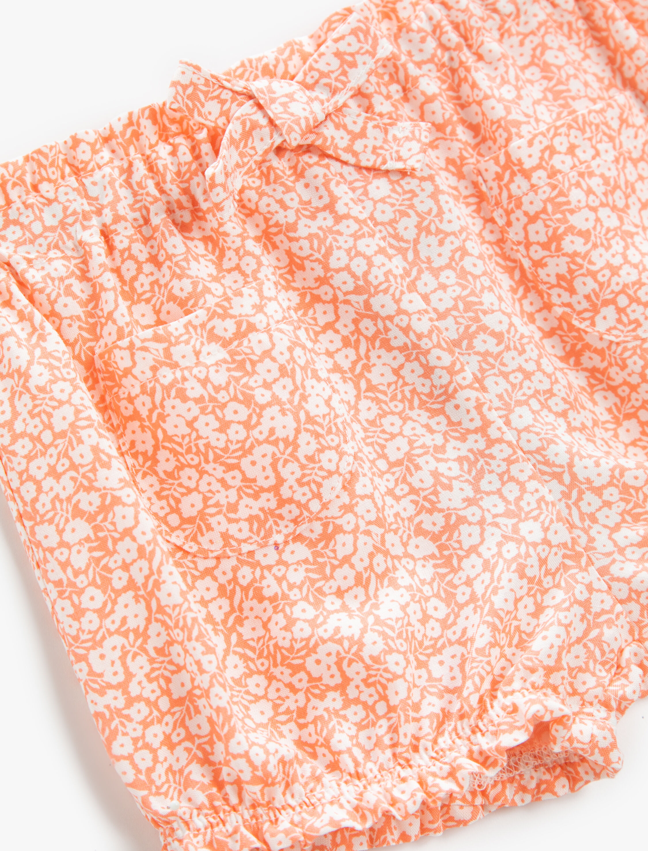  Kız Bebek Çiçekli Şort Cepli Beli Lastikli