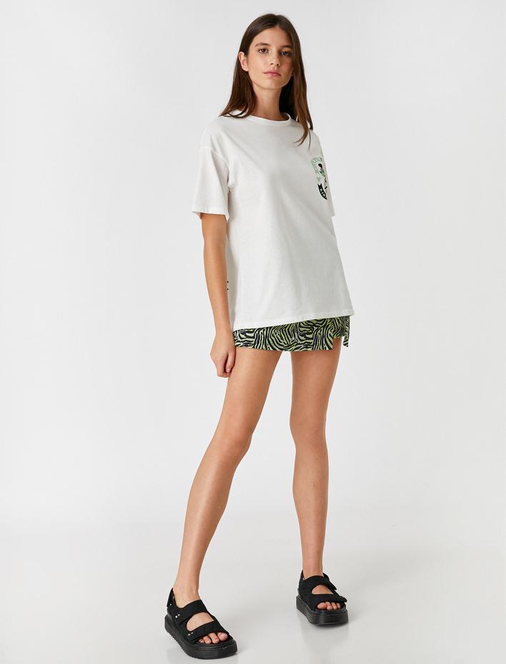  Mickey Mouse Lisanslı Baskılı Oversize Tişört