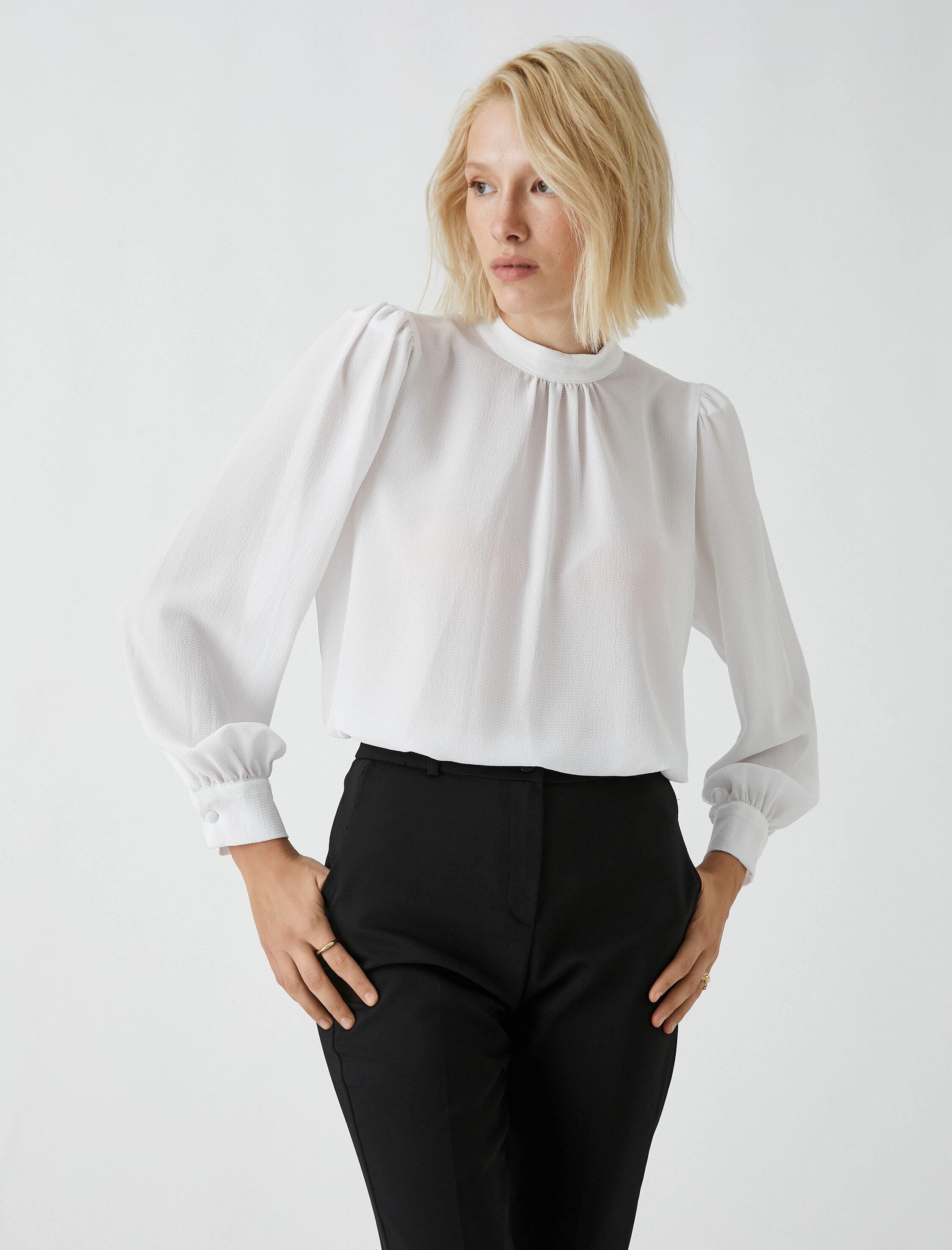   Dik Yaka Bluz Balon Kollu