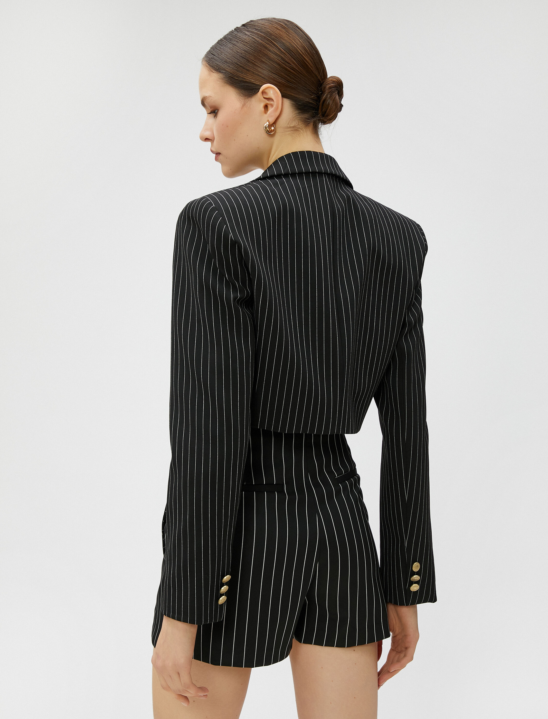   Crop Blazer Ceket Düğme Detaylı