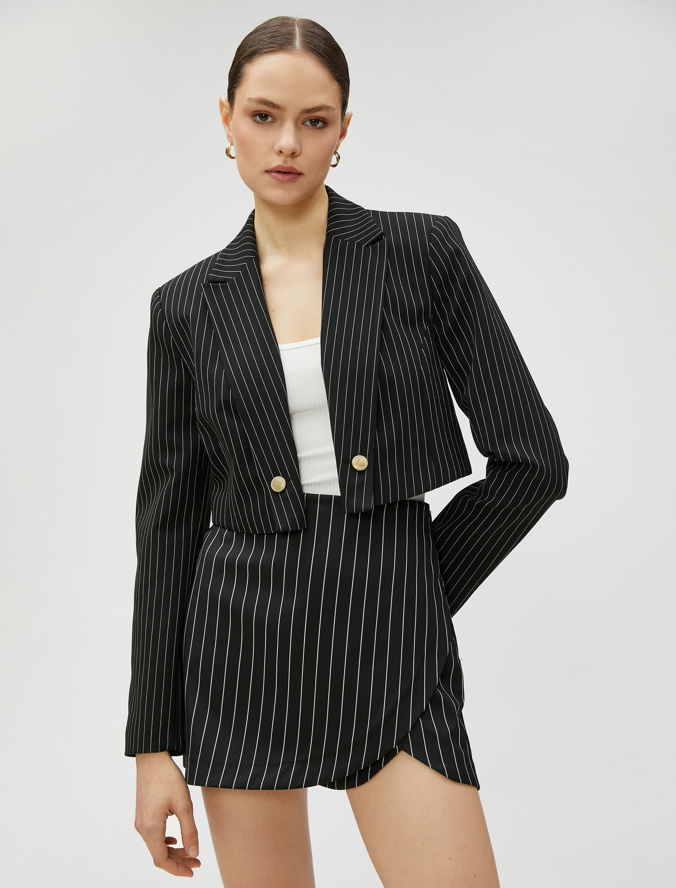   Crop Blazer Ceket Düğme Detaylı