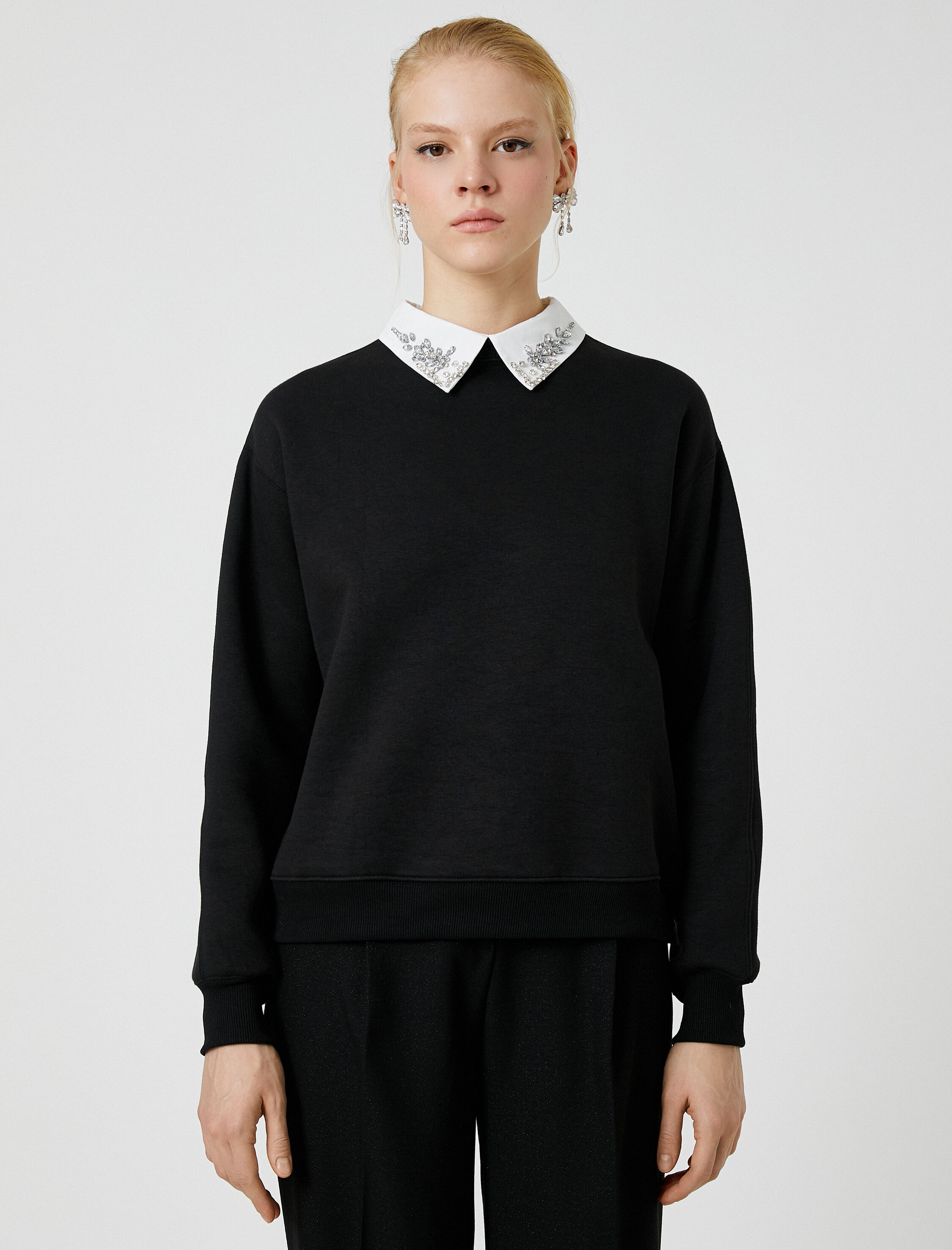   Gömlek Yaka Görünümlü Taşlı Sweatshirt