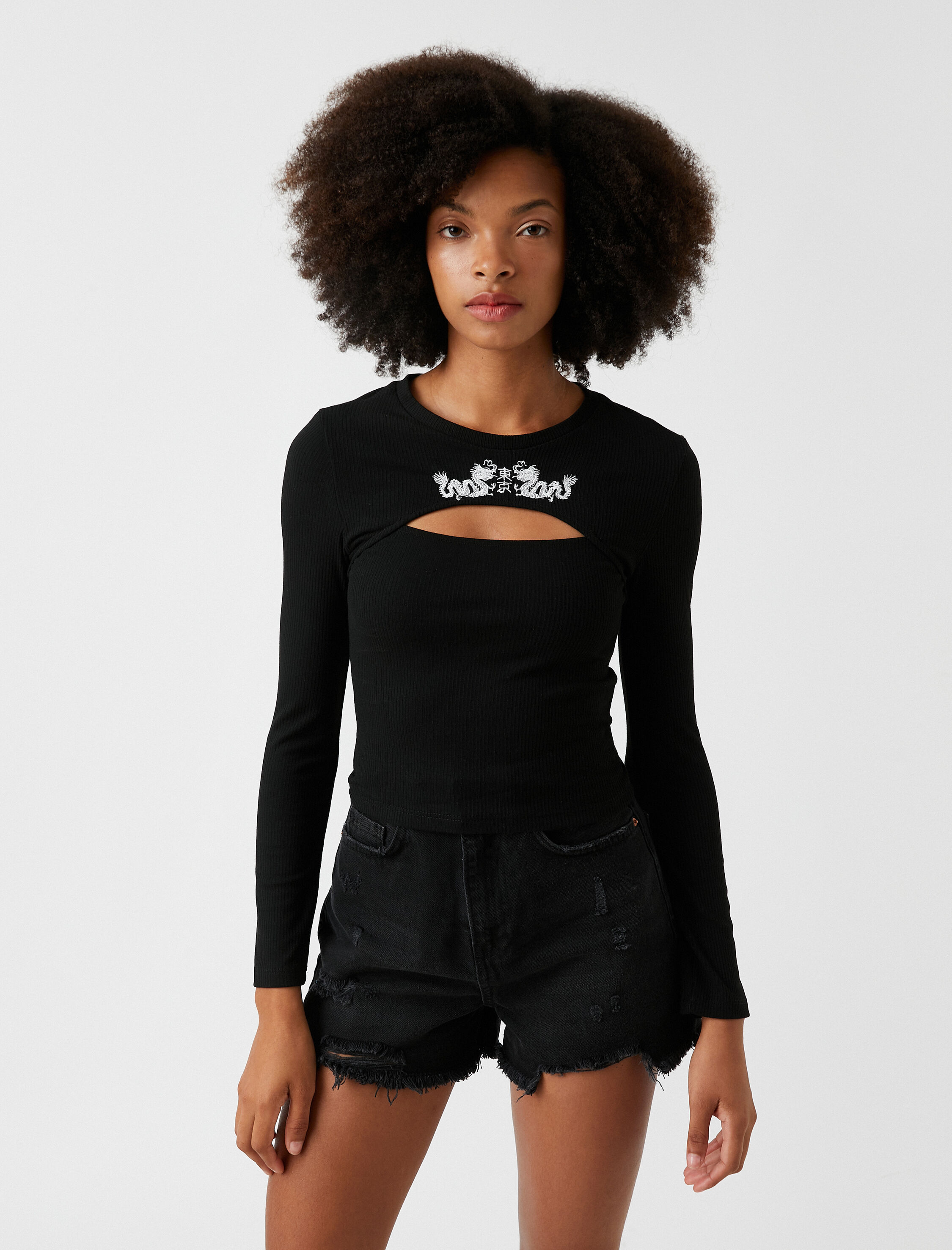   Crop Tişört Uzun Kollu Pencere Detaylı Baskılı