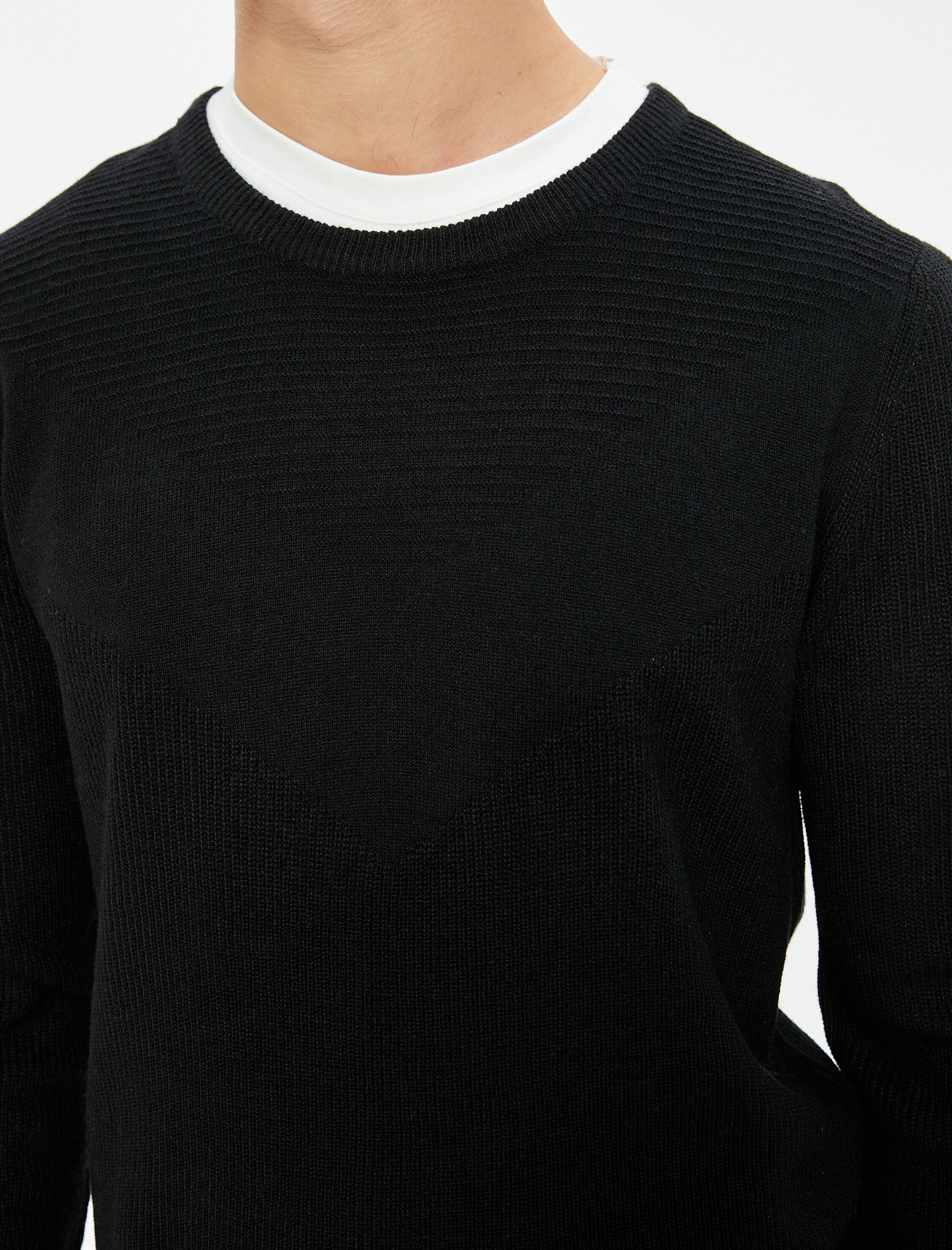   Triko Kazak Bisiklet Yaka Dokulu Uzun Kollu