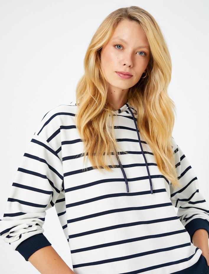  Oversize Kapüşonlu Sweatshirt Basic Ribanalı