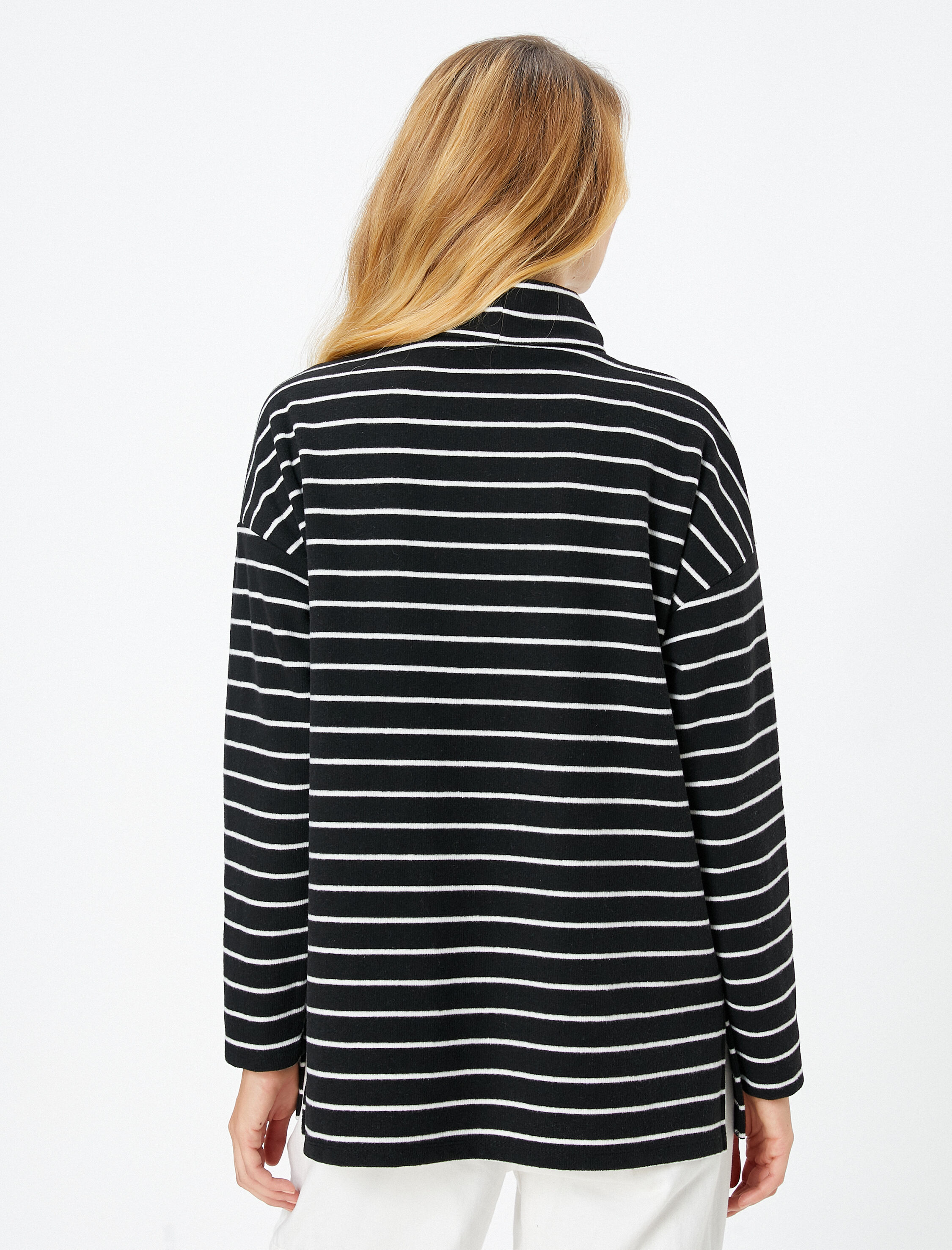   Boğazlı Kazak Uzun Kollu Düşük Omuzlu